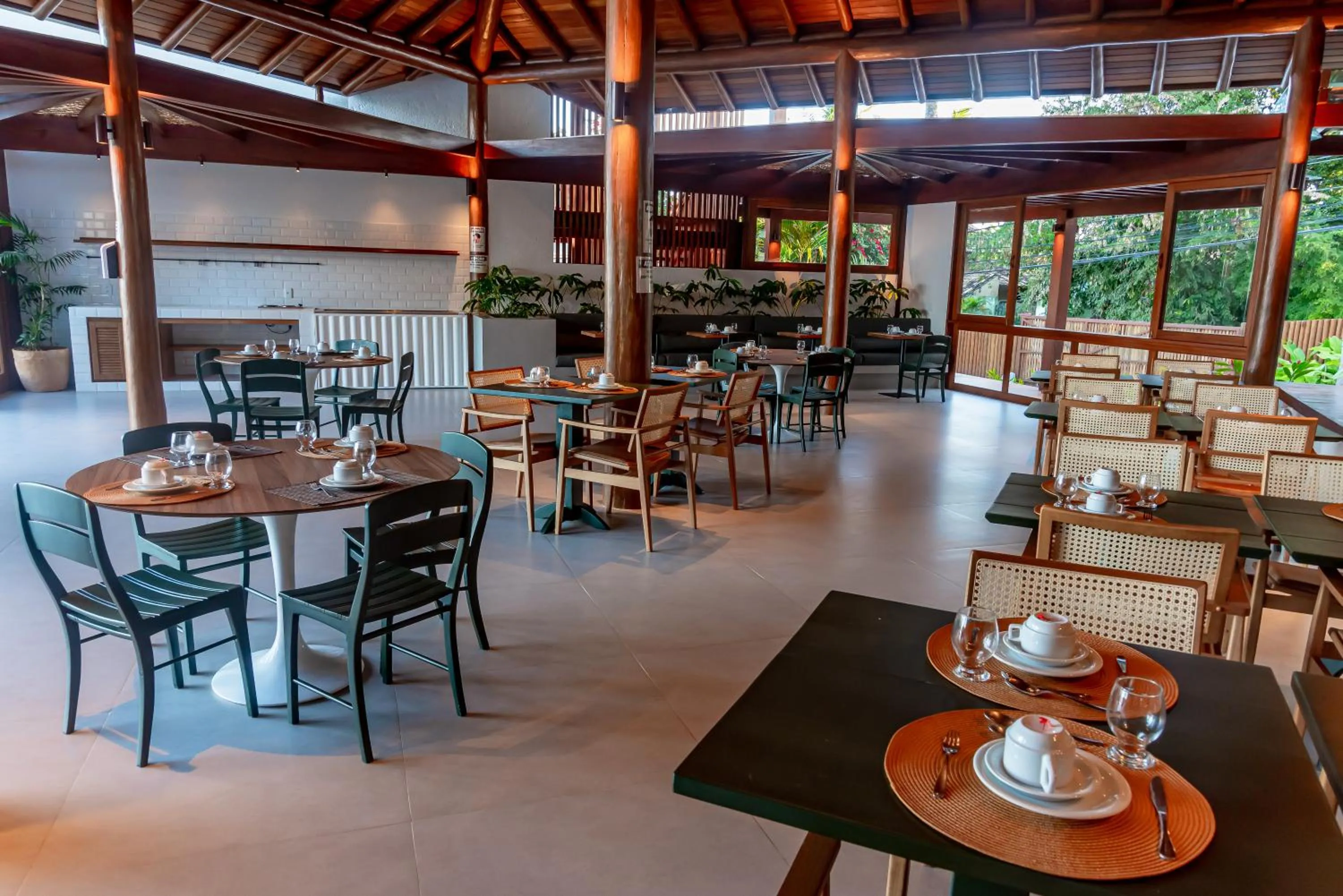 Restaurant/places to eat in Hotel Paraiso do Morro