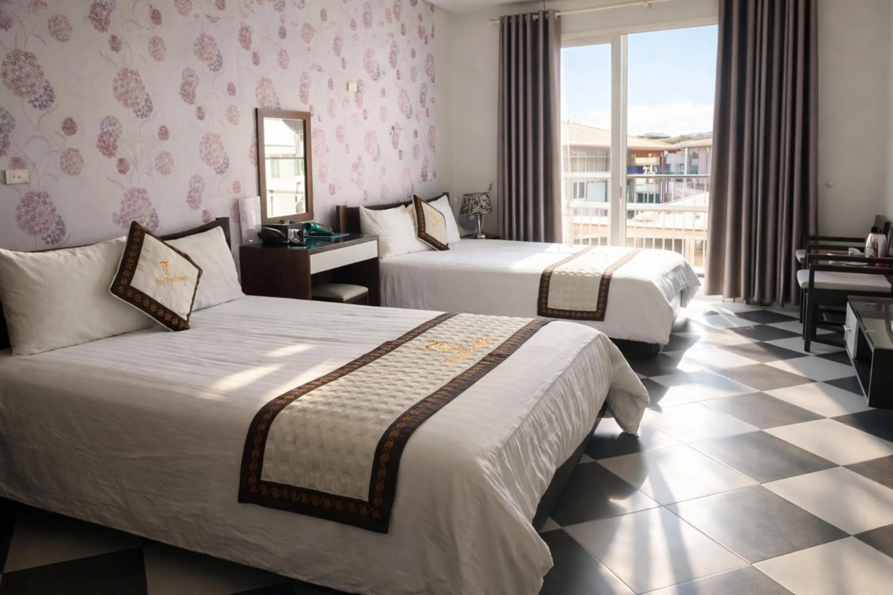 Living room, Bed in Thai Hoa Hotel