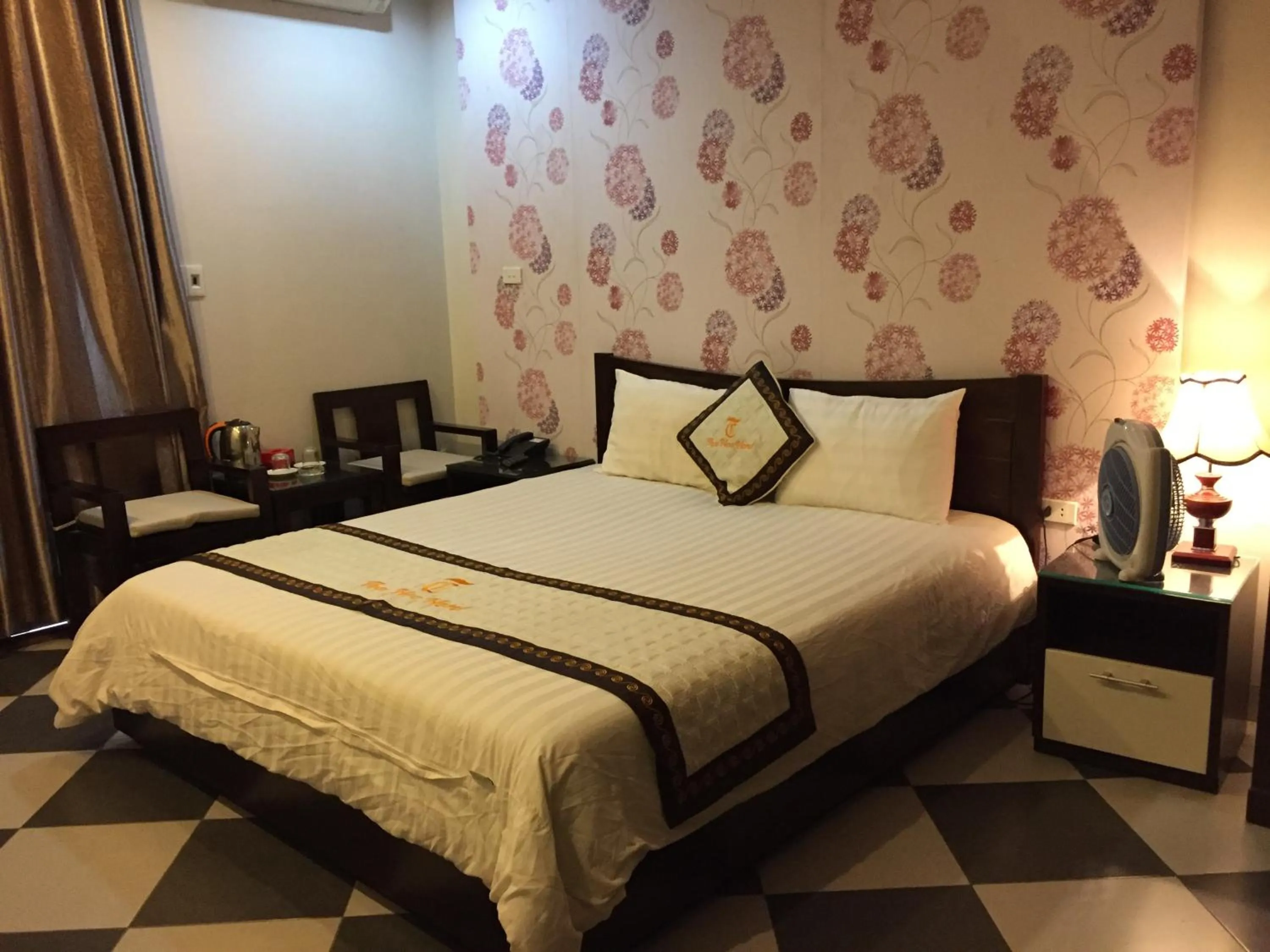 Bedroom, Bed in Thai Hoa Hotel