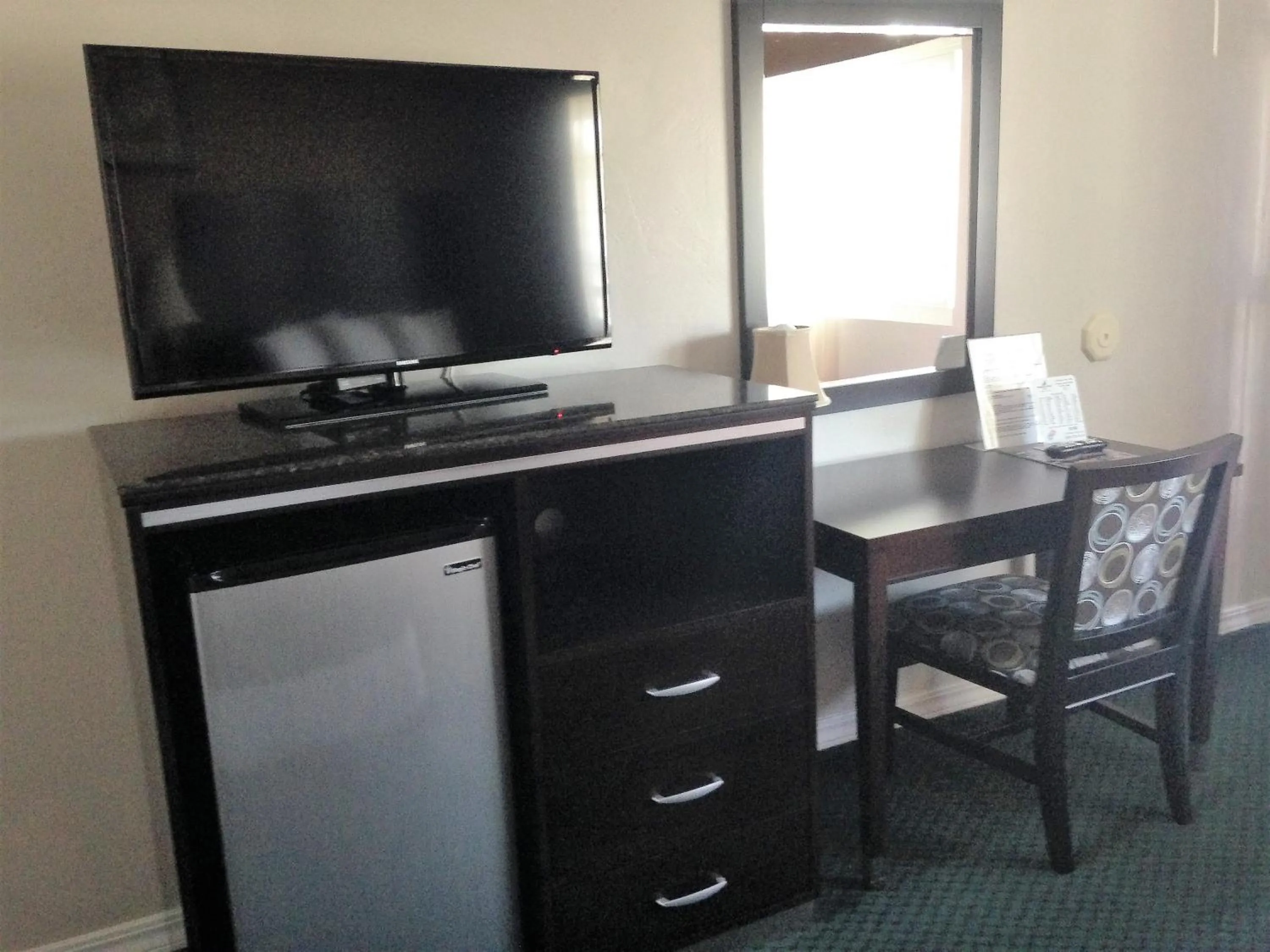 TV and multimedia in Morro Crest Inn