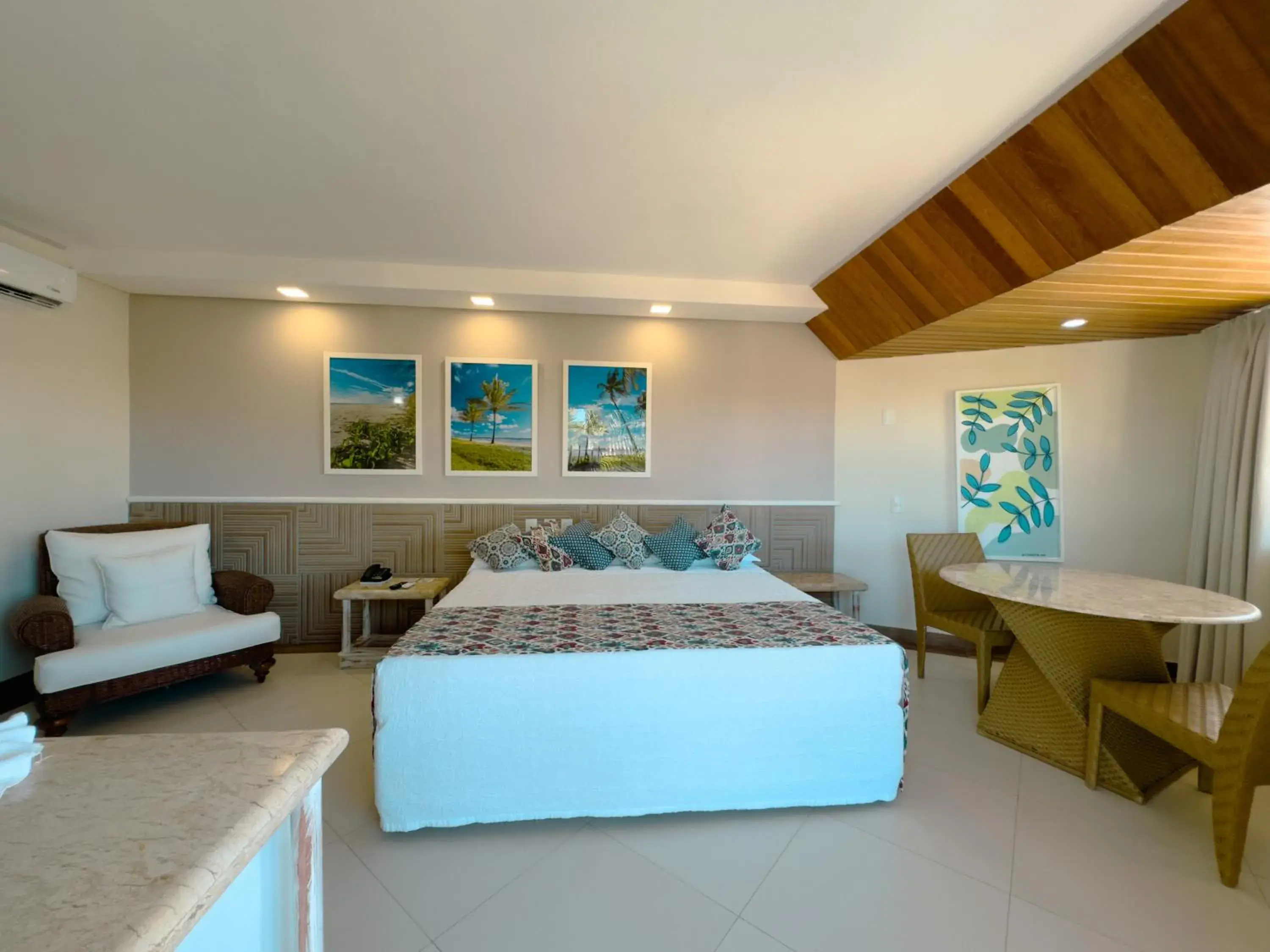 Bed in Hotel Aldeia da Praia Bed in Hotel Aldeia da Praia