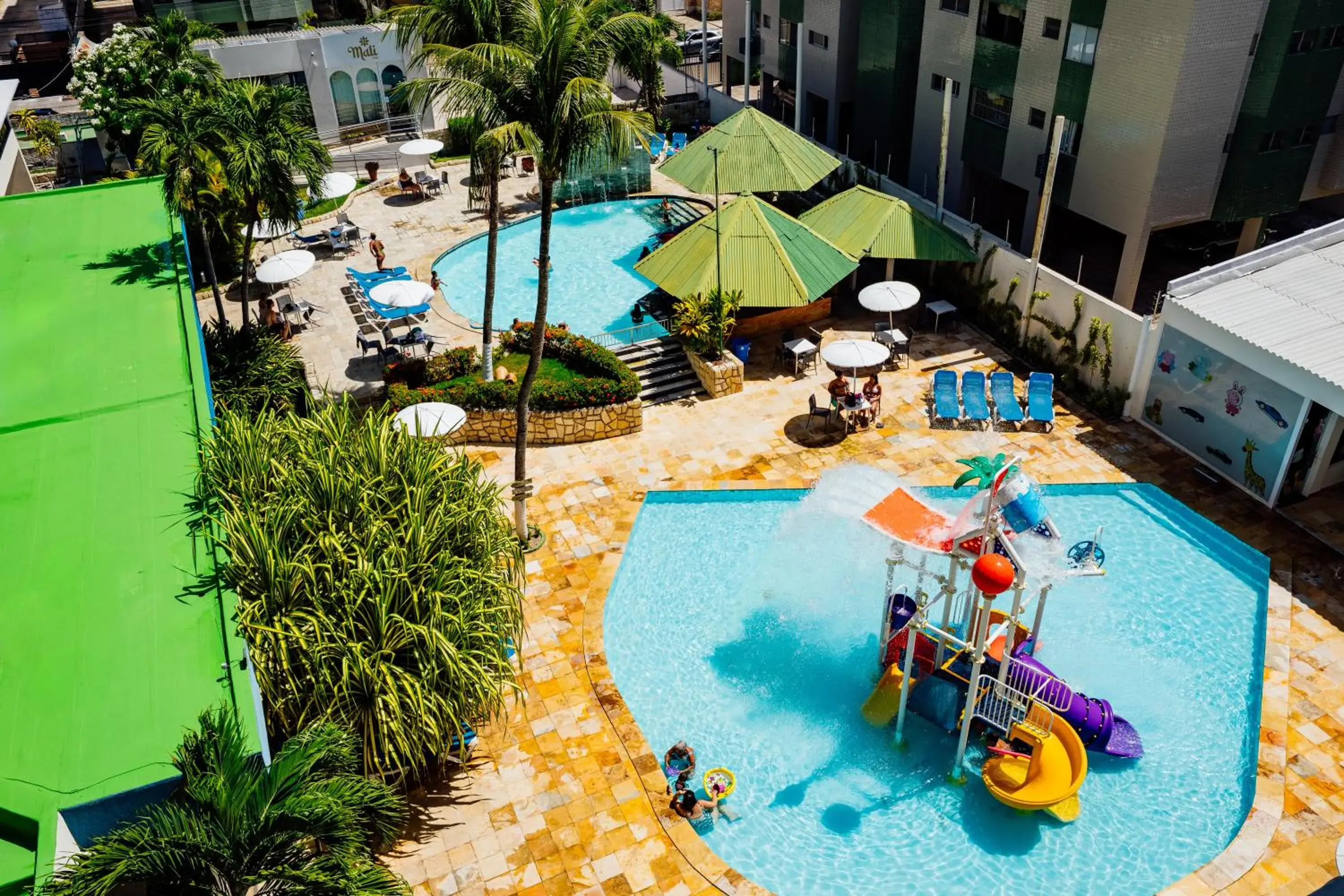 Swimming pool in El Aram Beach & Convention Swimming pool in El Aram Beach & Convention