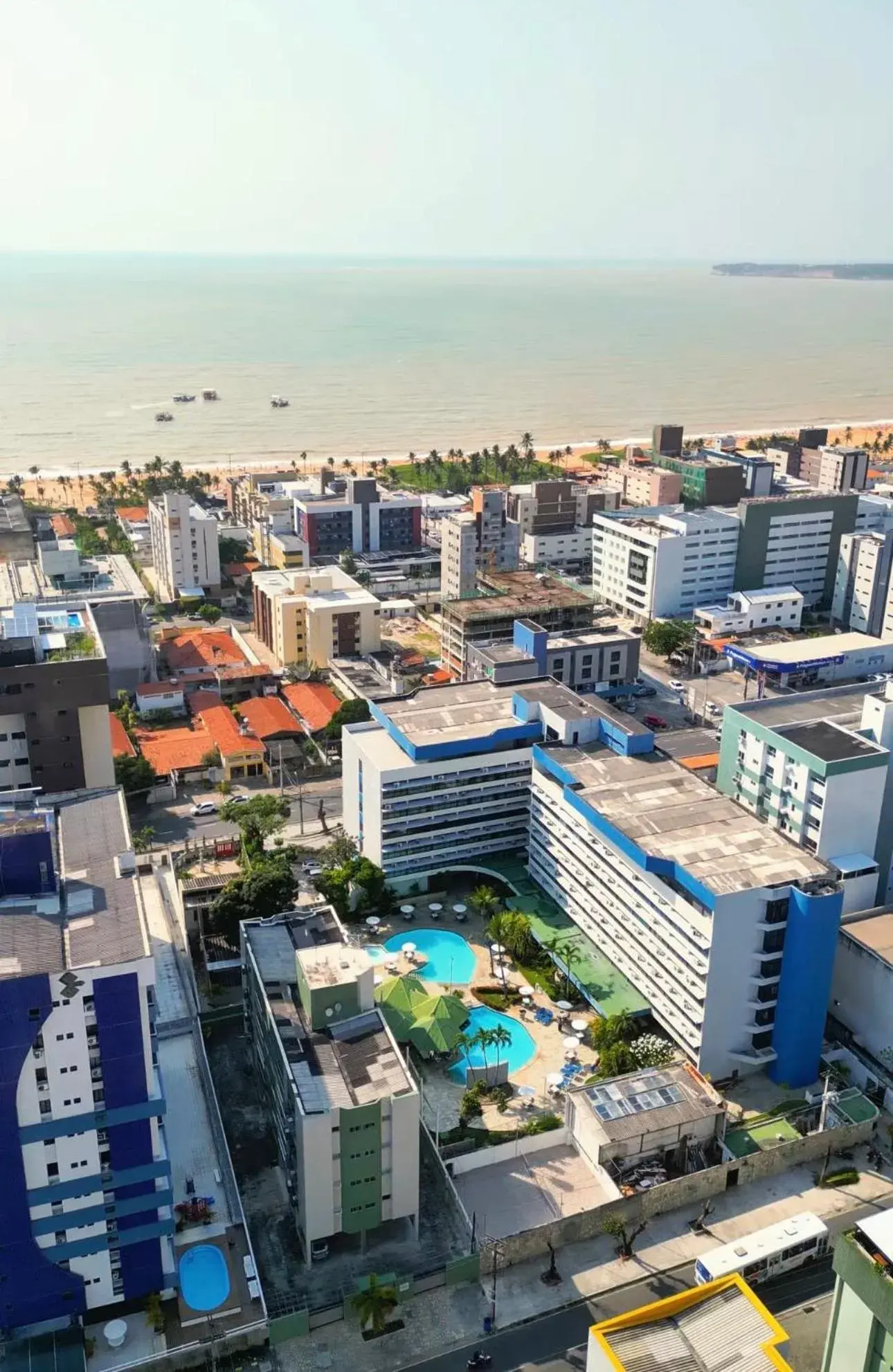 Property building in El Aram Beach & Convention Property building in El Aram Beach & Convention