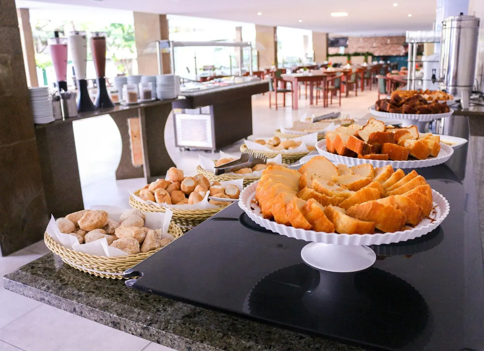 Breakfast in El Aram Beach & Convention Breakfast in El Aram Beach & Convention