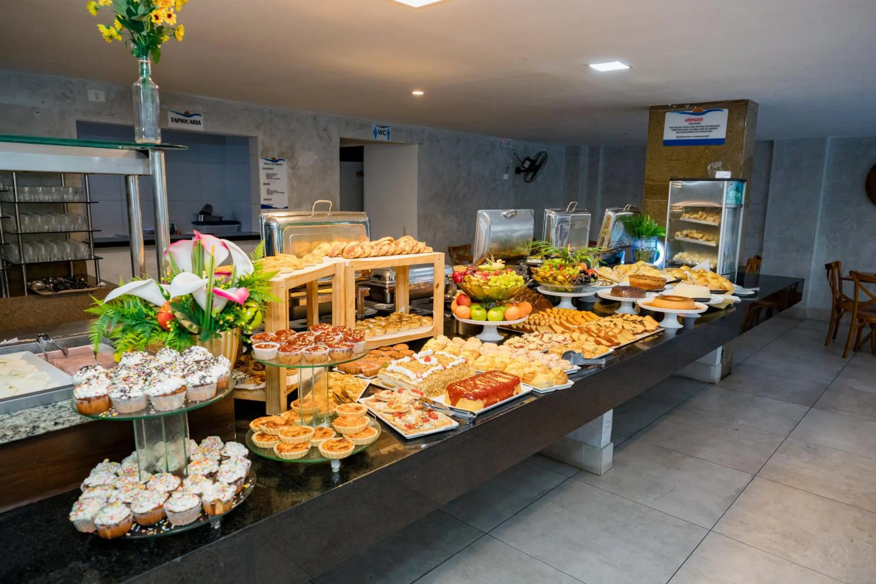 Breakfast in El Aram Beach & Convention