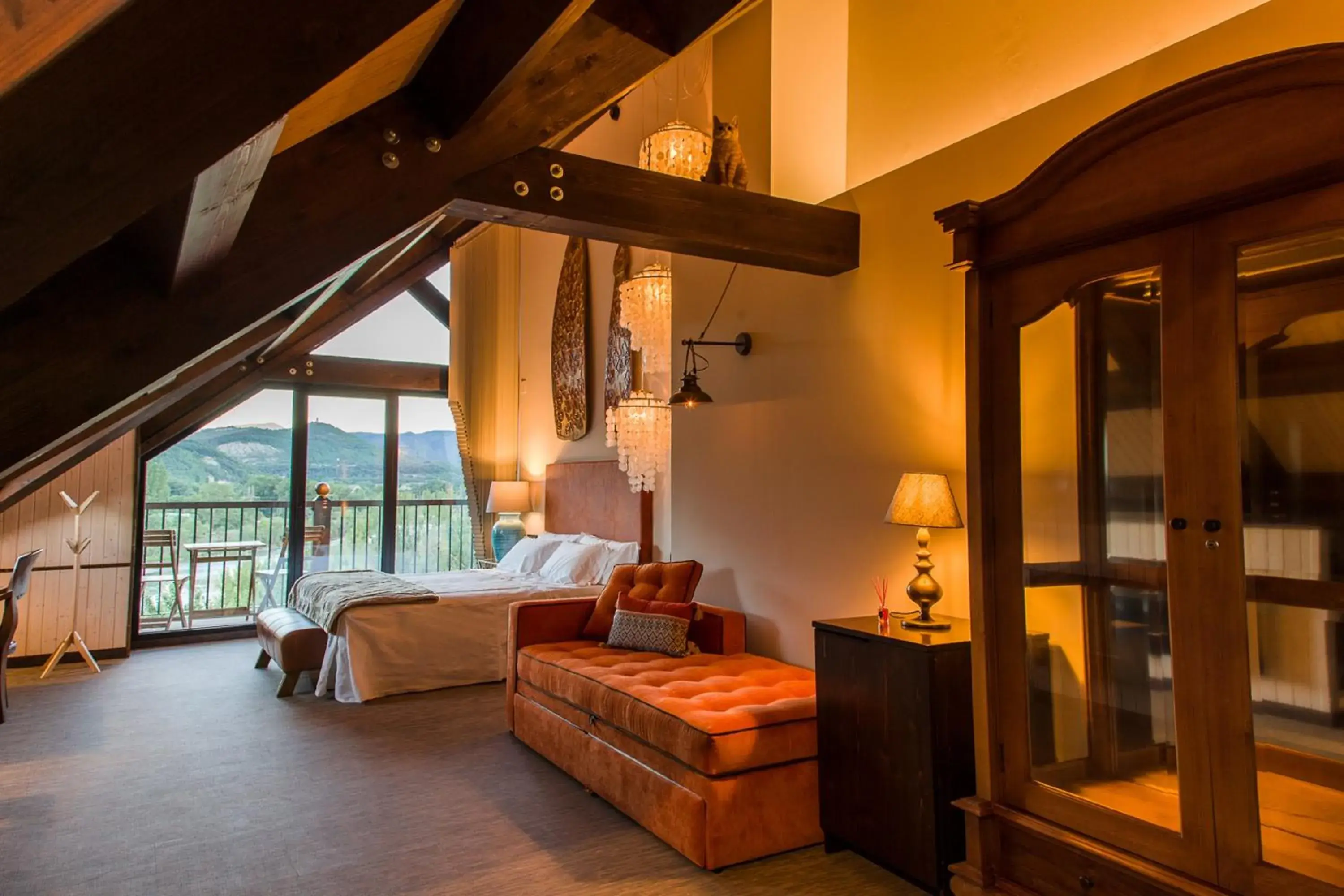 Deluxe Suite in Alojamientos Ainsa Sanchez Deluxe Suite in Alojamientos Ainsa Sanchez