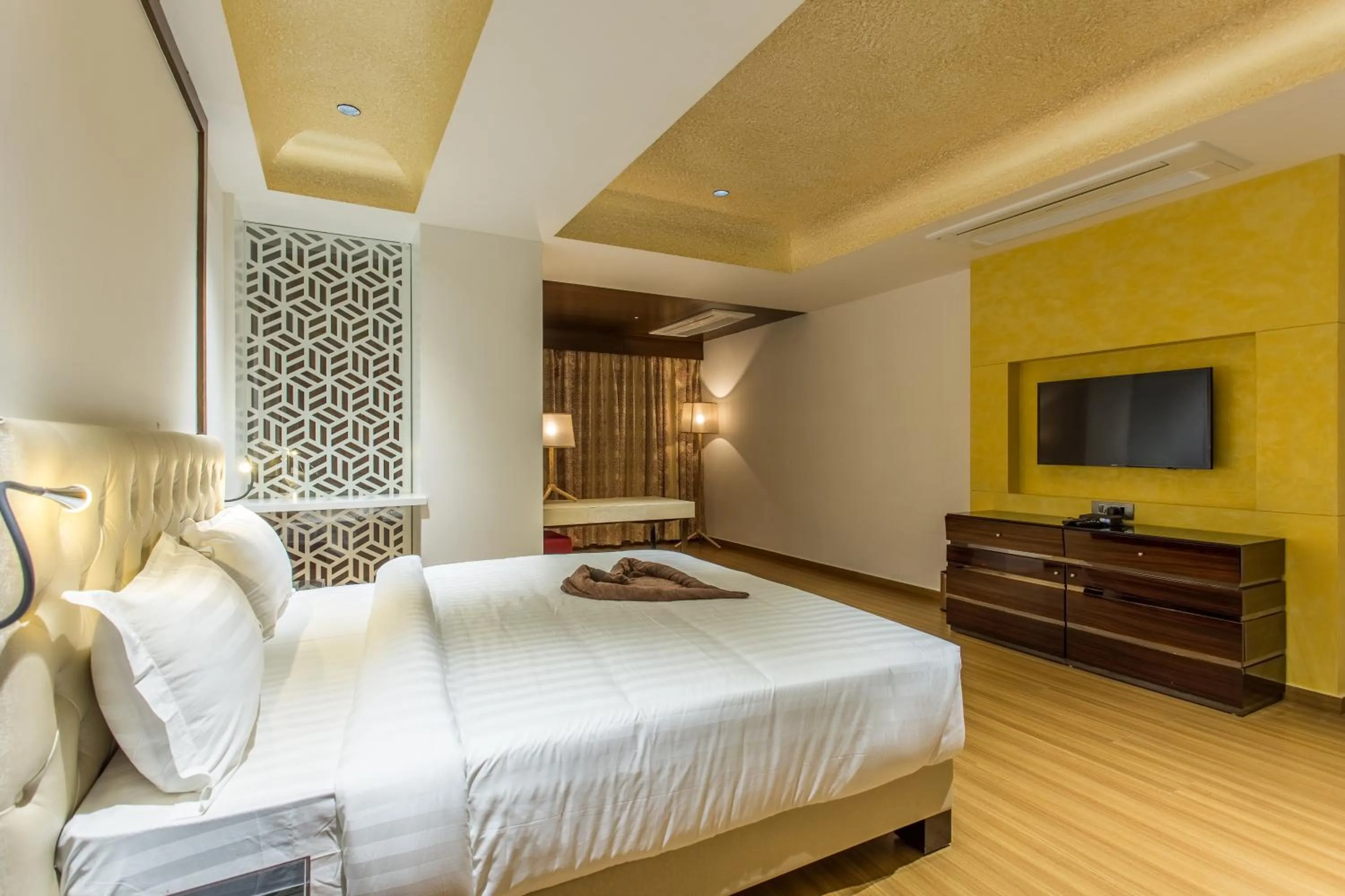 TV and multimedia, Bed in Hotel Abika Elite