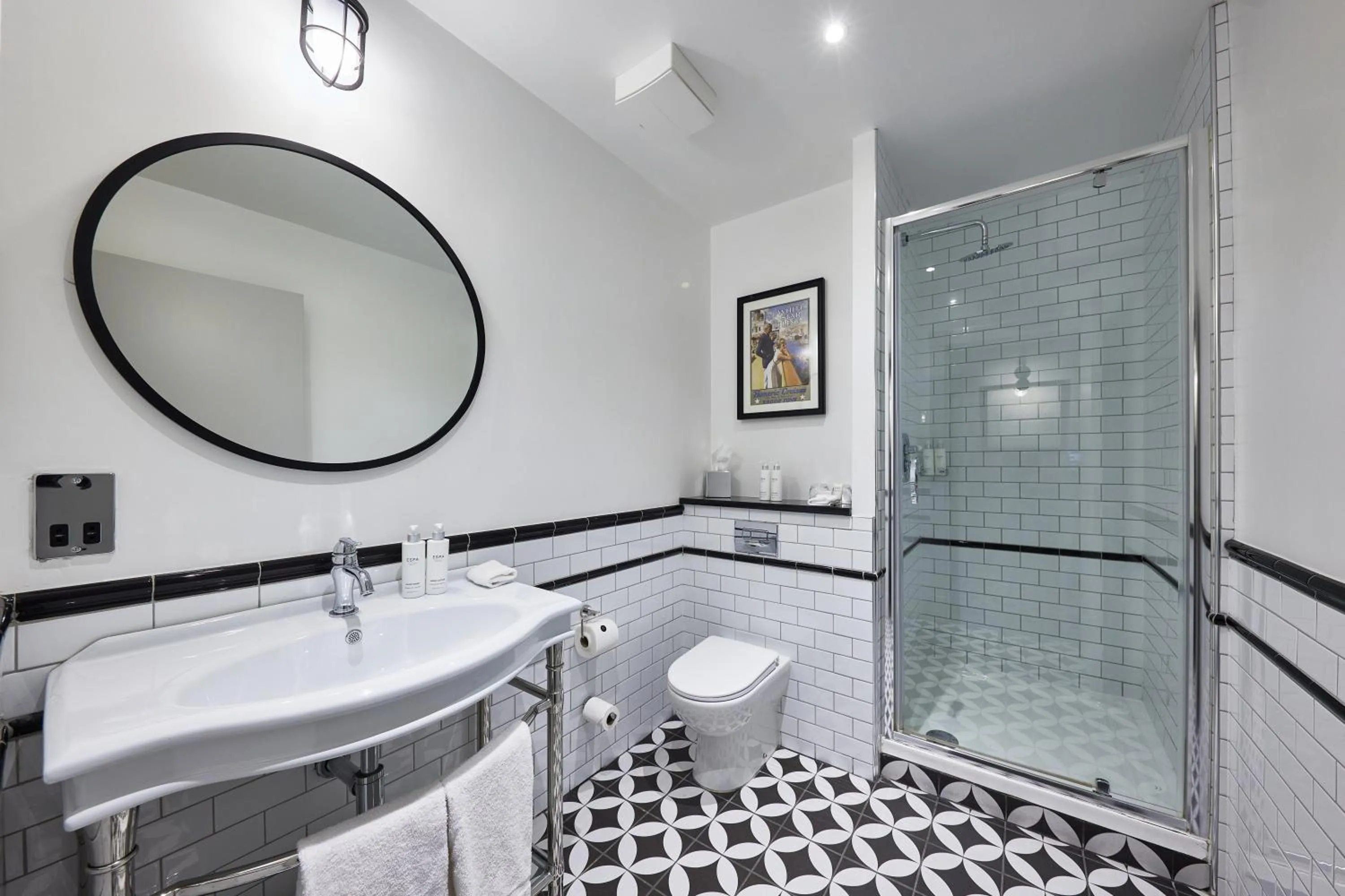 Shower in Titanic Hotel Belfast