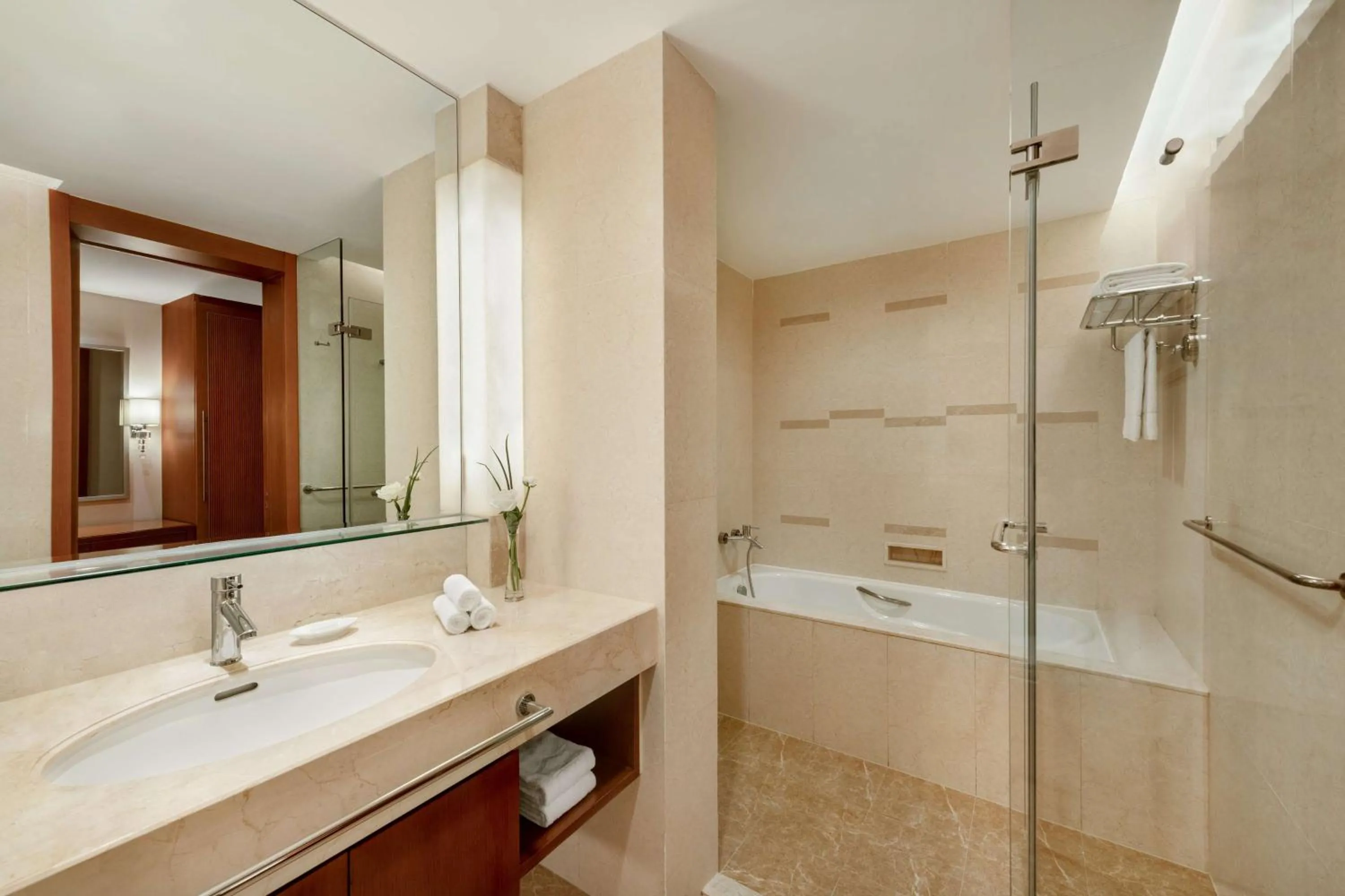 Bathroom in Shangri-La Huhhot