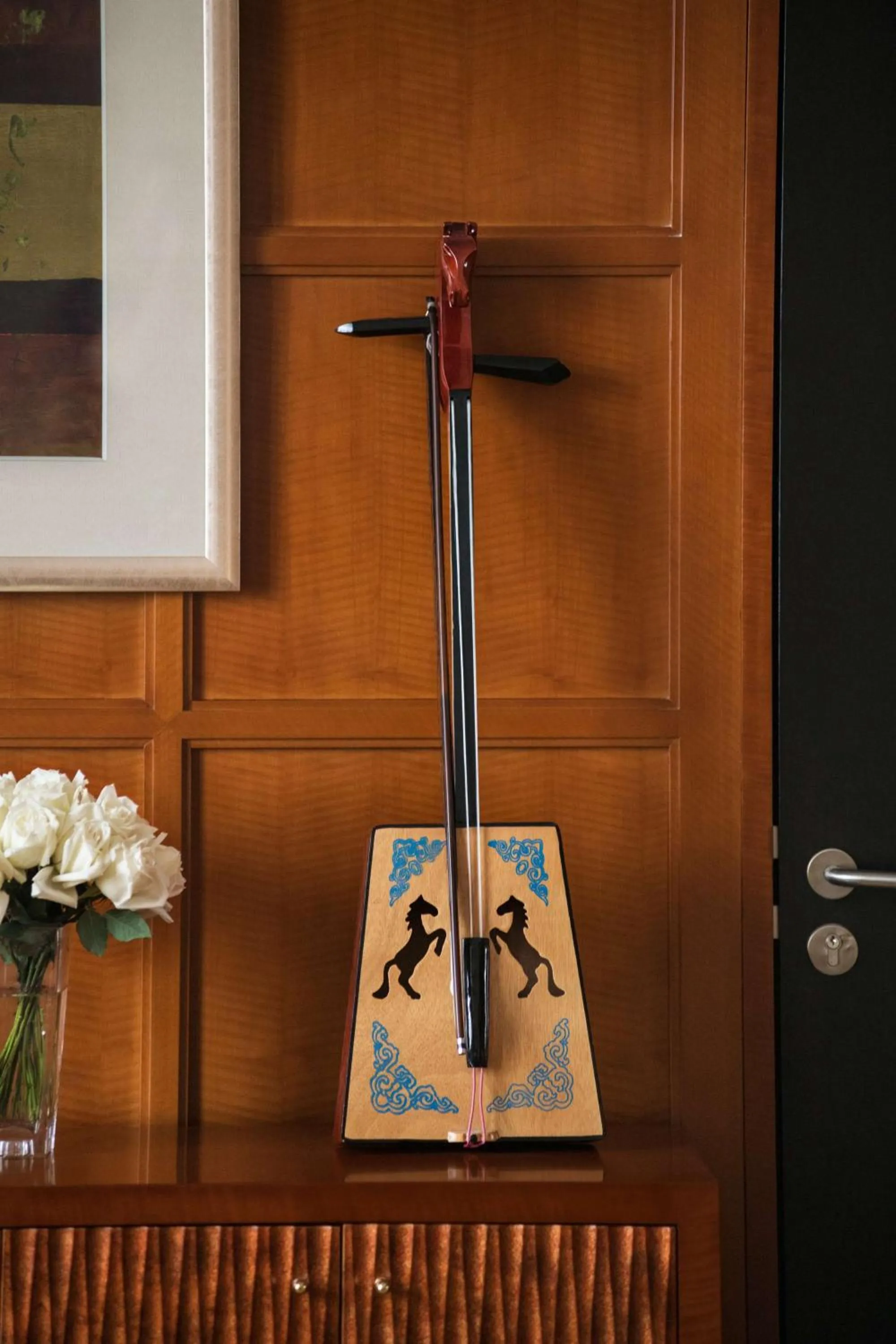 Photo of the whole room in Shangri-La Huhhot