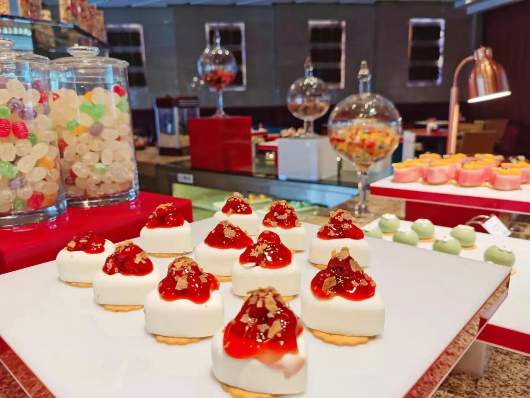 Restaurant/places to eat in Shangri-La Huhhot