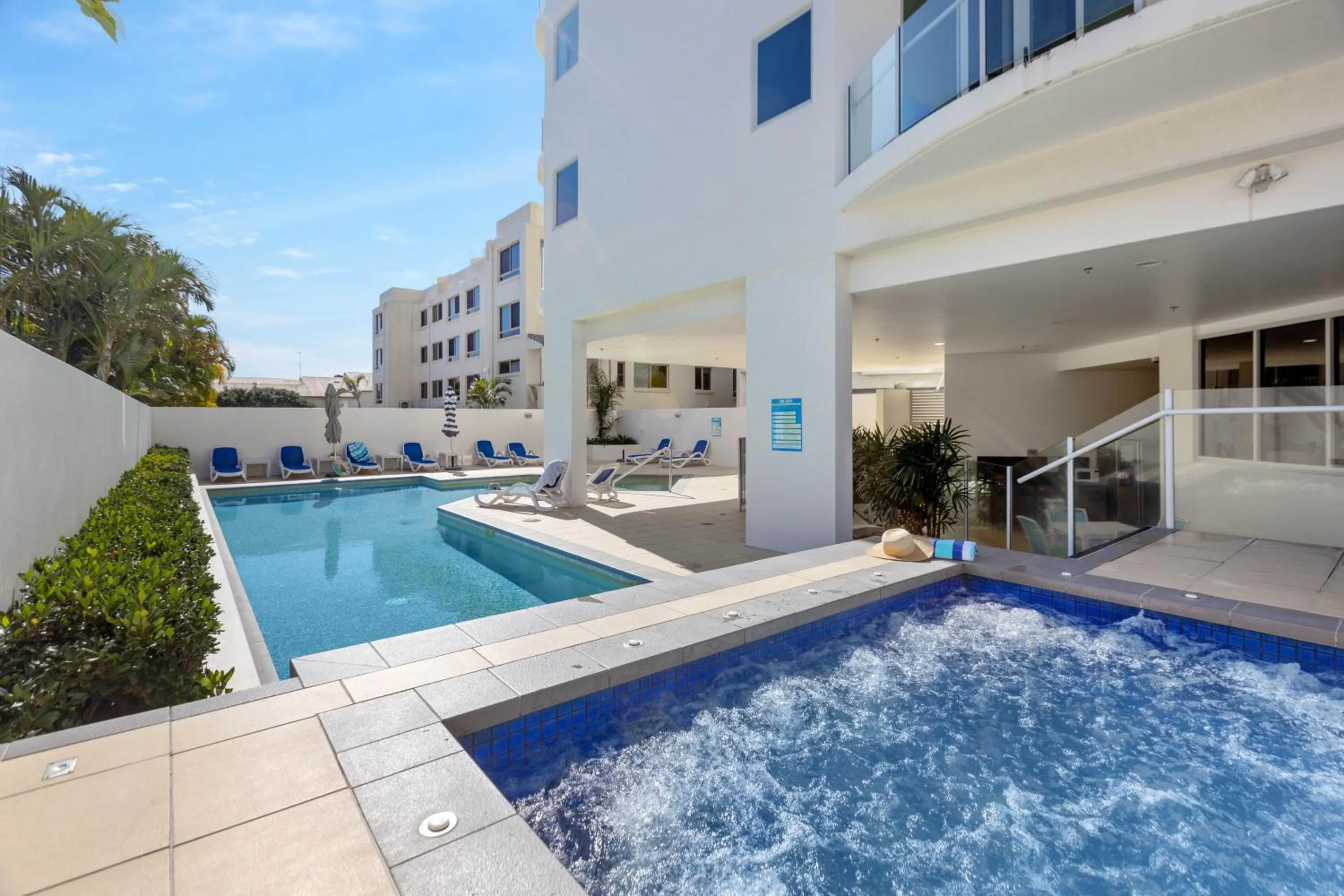 BBQ facilities in Aqua Vista Resort