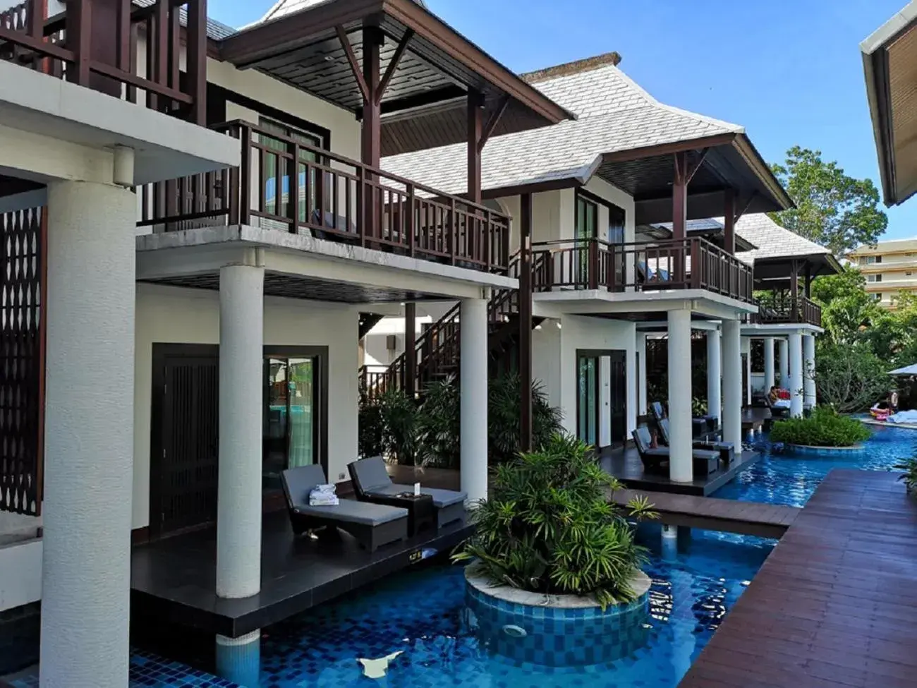 Pool view in Z Through By The Zign Pool view in Z Through By The Zign