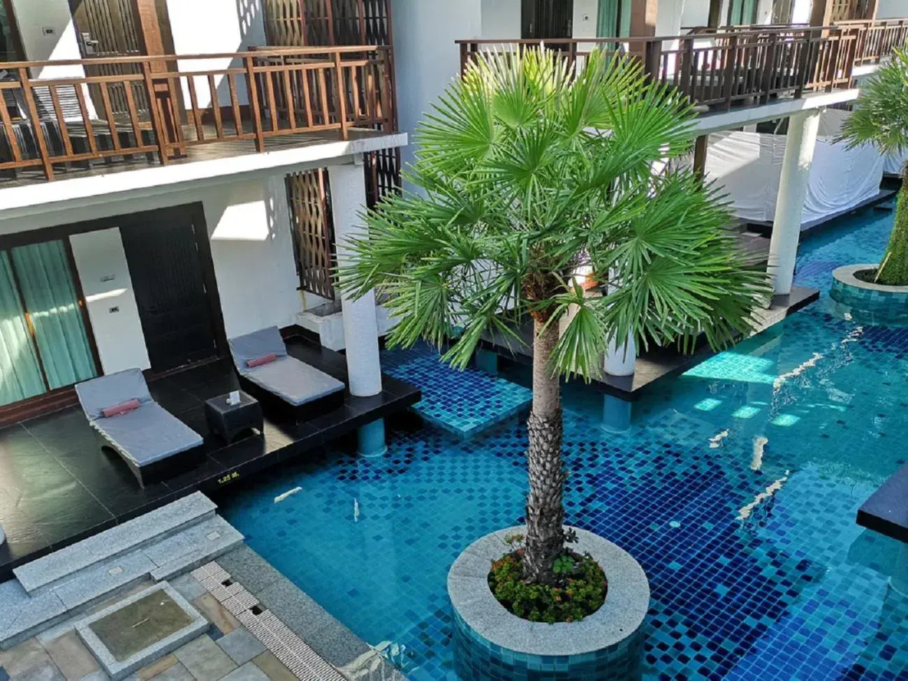 Pool view in Z Through By The Zign Pool view in Z Through By The Zign