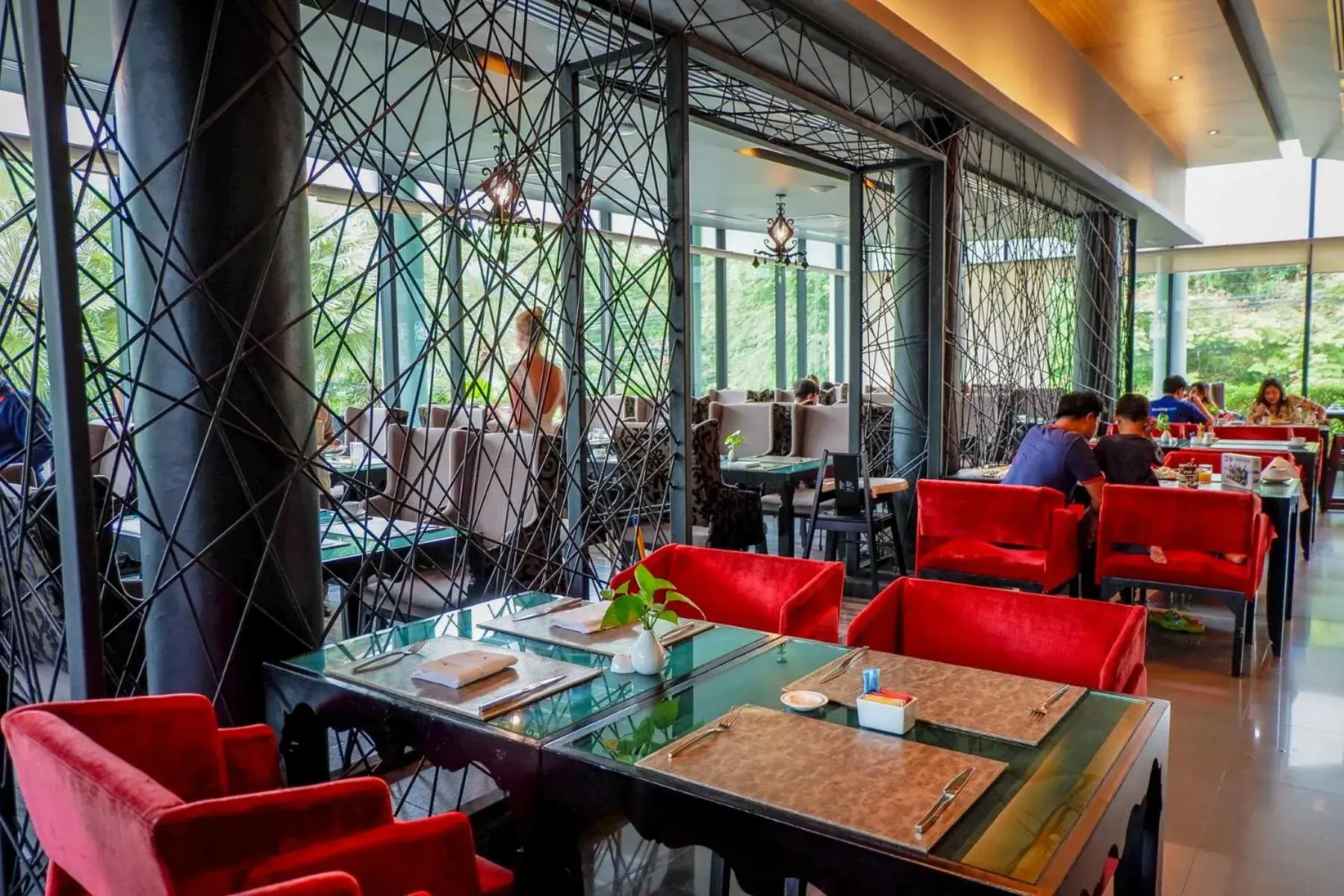 Restaurant/places to eat in Z Through By The Zign Restaurant/places to eat in Z Through By The Zign