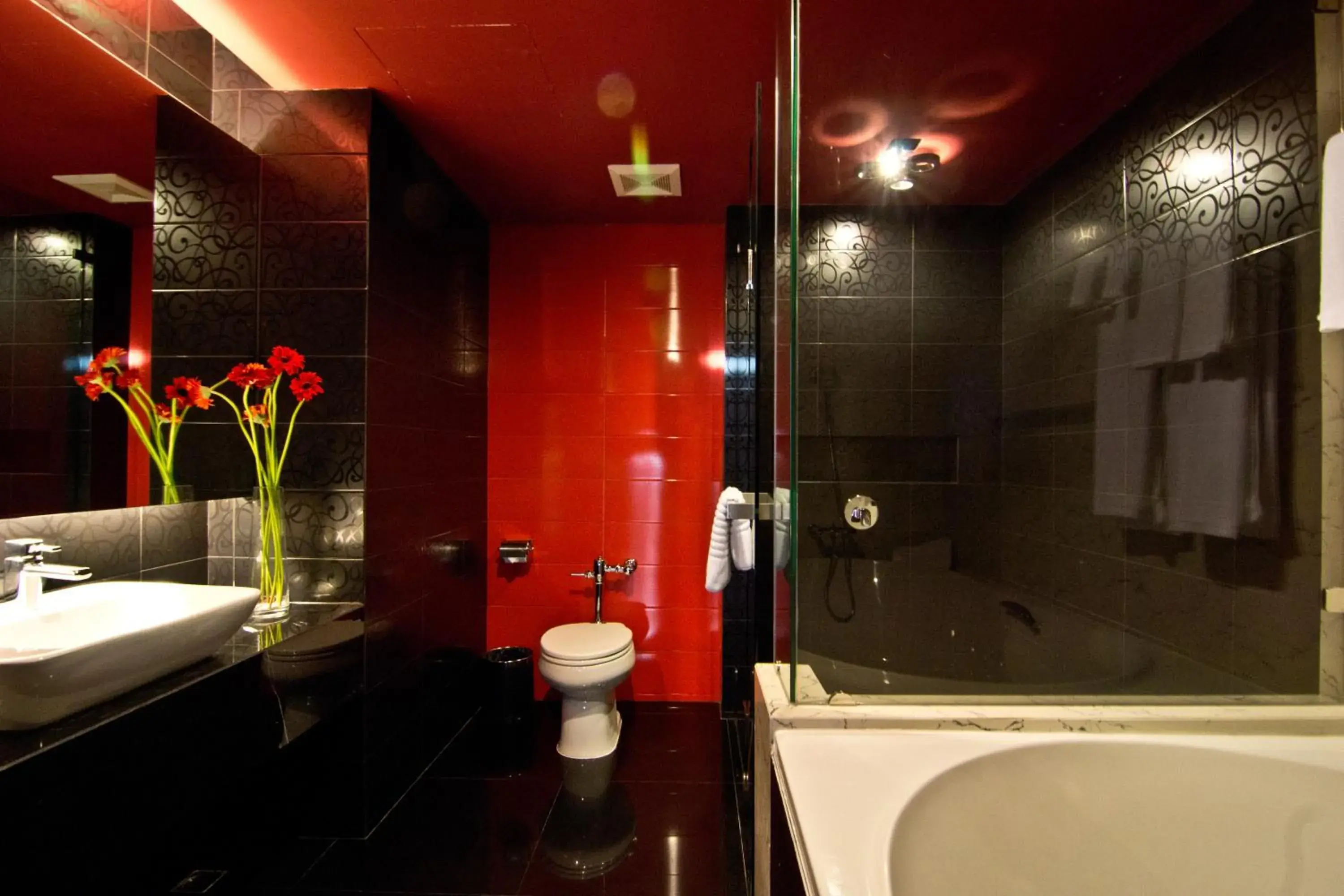 Bathroom in Tsix5 Hotel