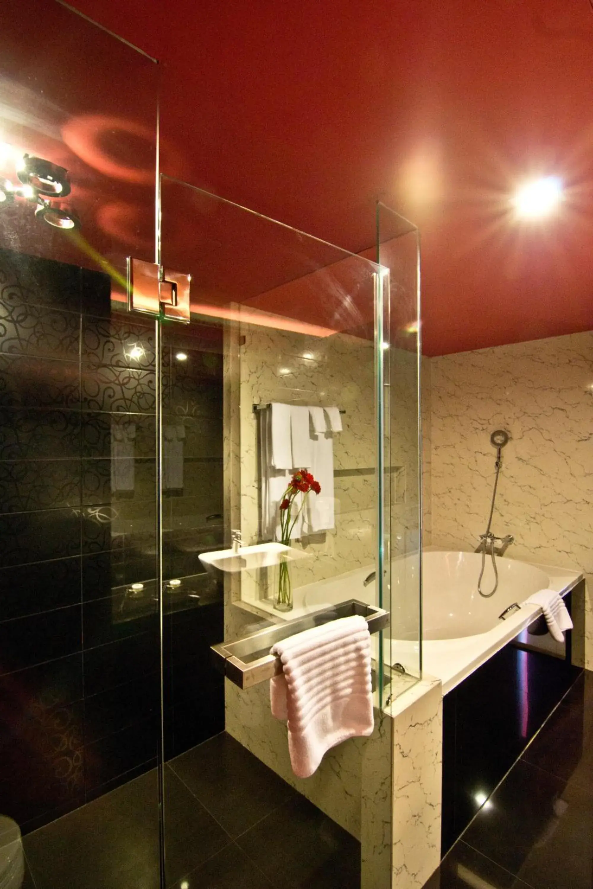 Bathroom in Tsix5 Hotel