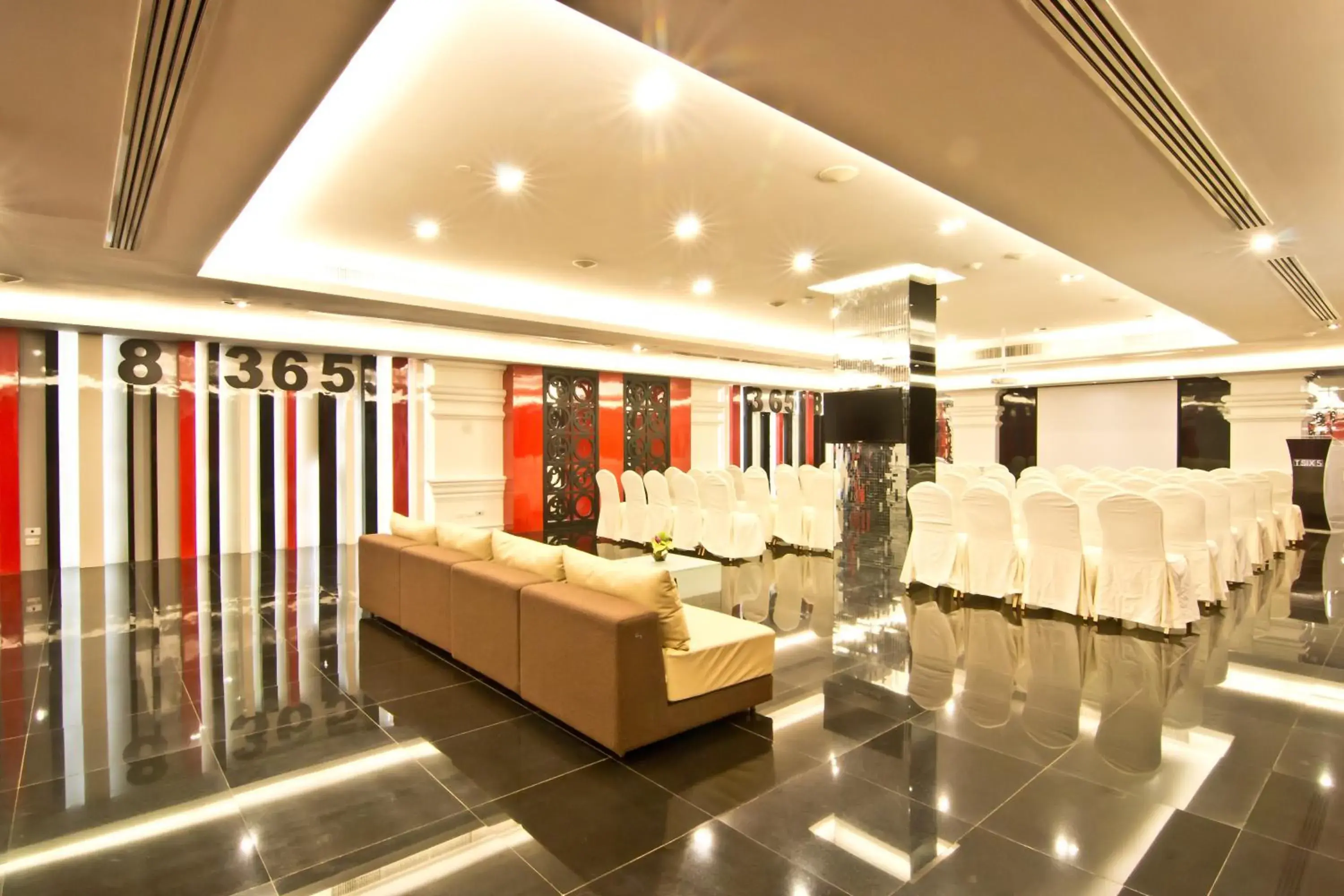 Banquet/Function facilities, Banquet Facilities in Tsix5 Hotel