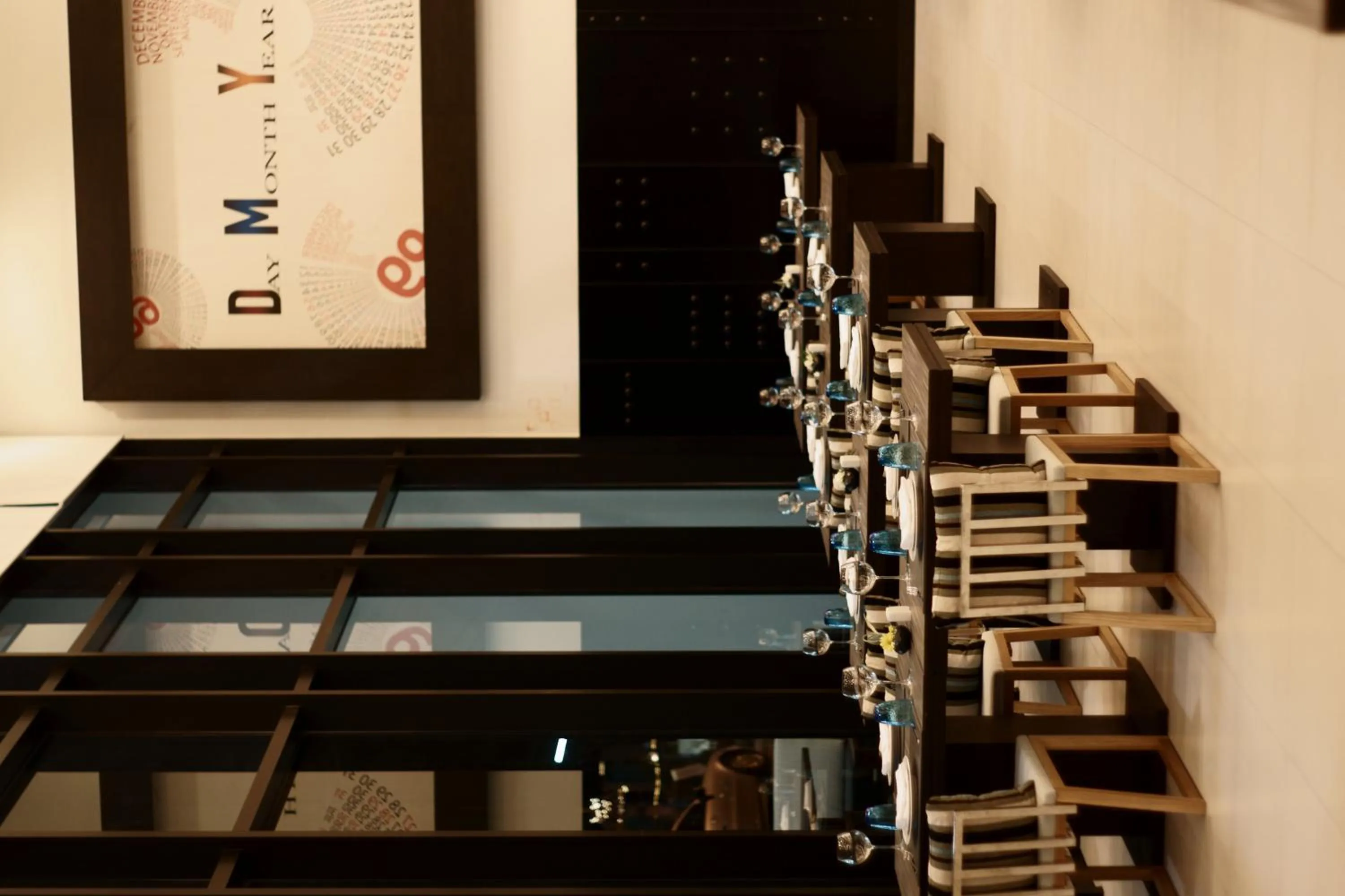 Restaurant/places to eat in Tsix5 Hotel