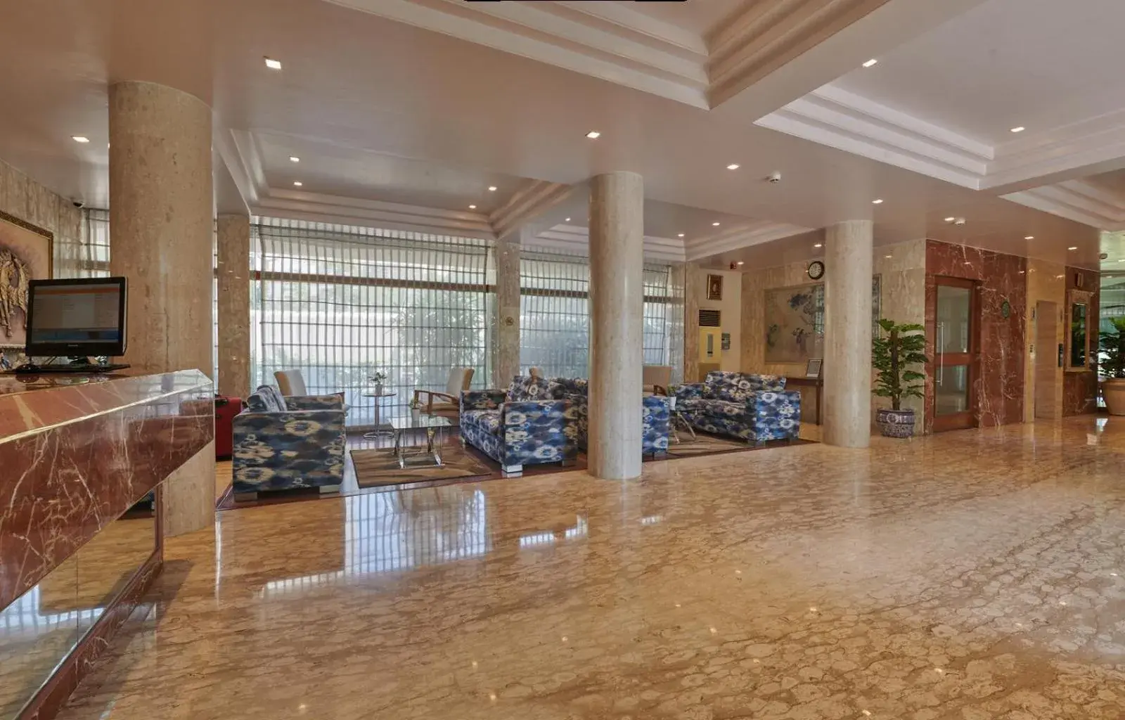 Lobby or reception in Regent Hotel Andheri Lobby or reception in Regent Hotel Andheri