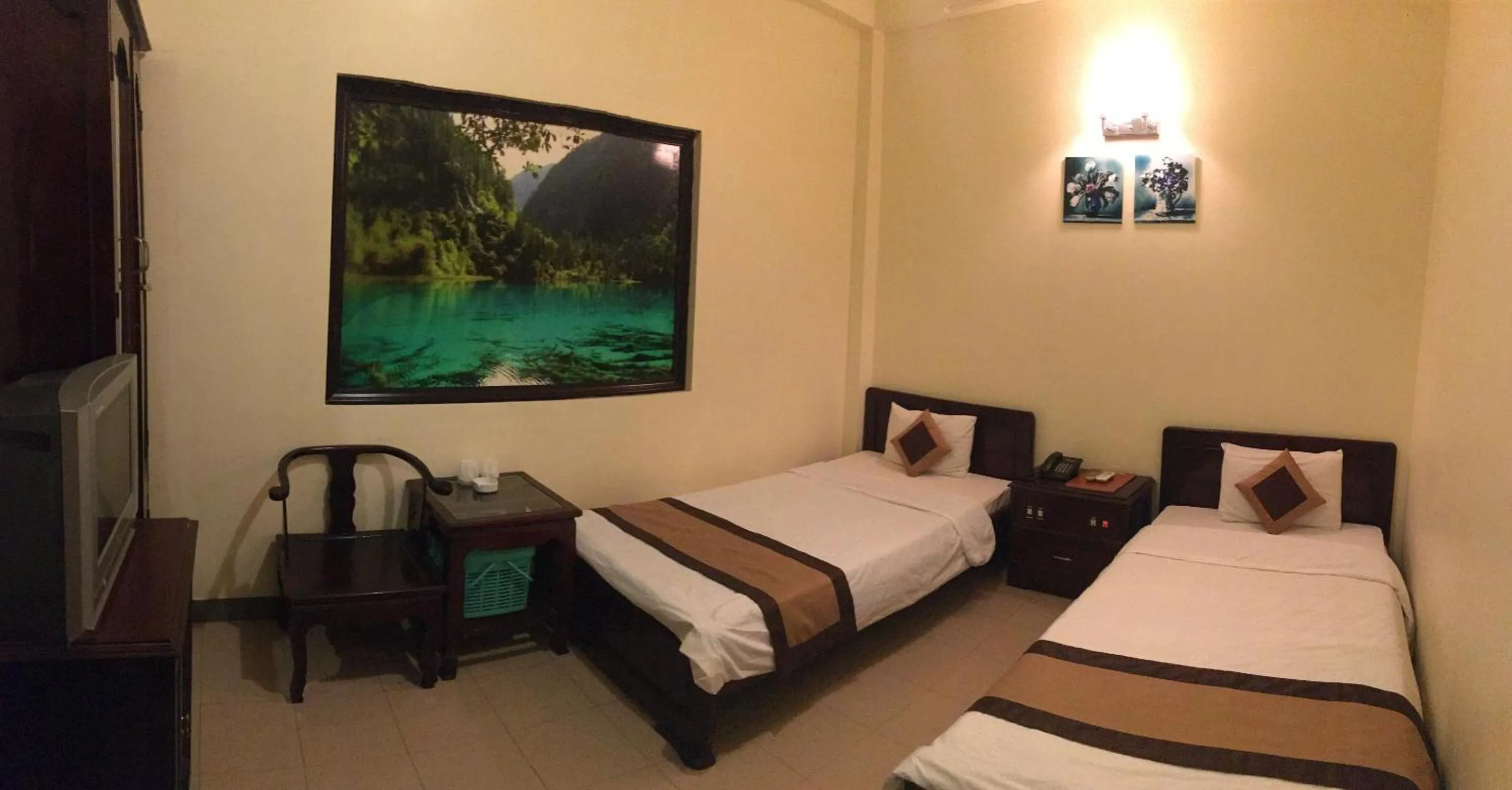 Bed in Tran Ly Hotel