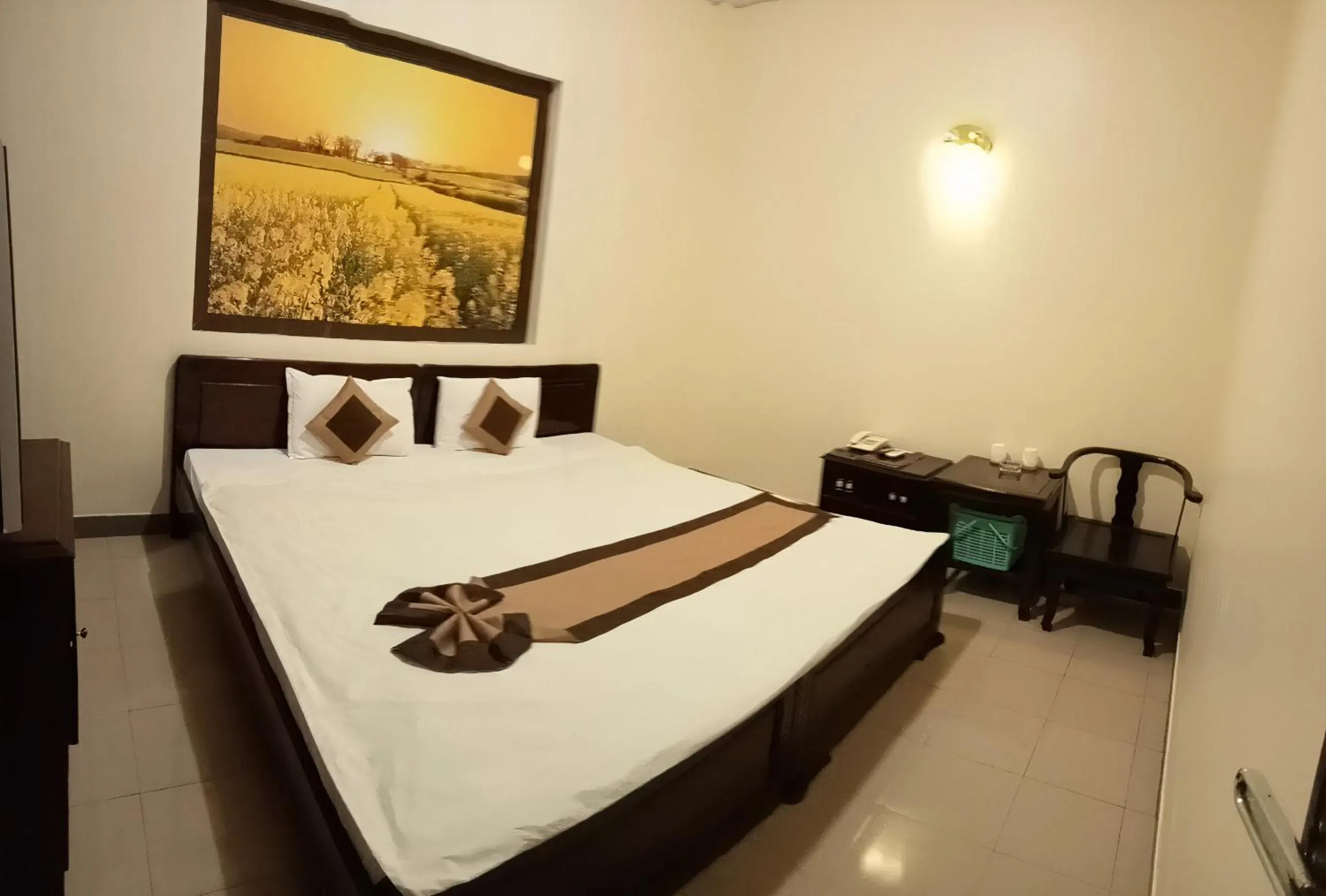 Bed in Tran Ly Hotel