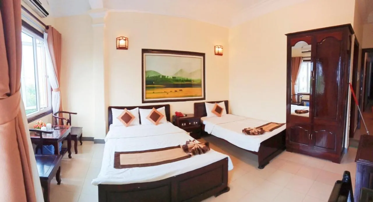 Bed in Tran Ly Hotel