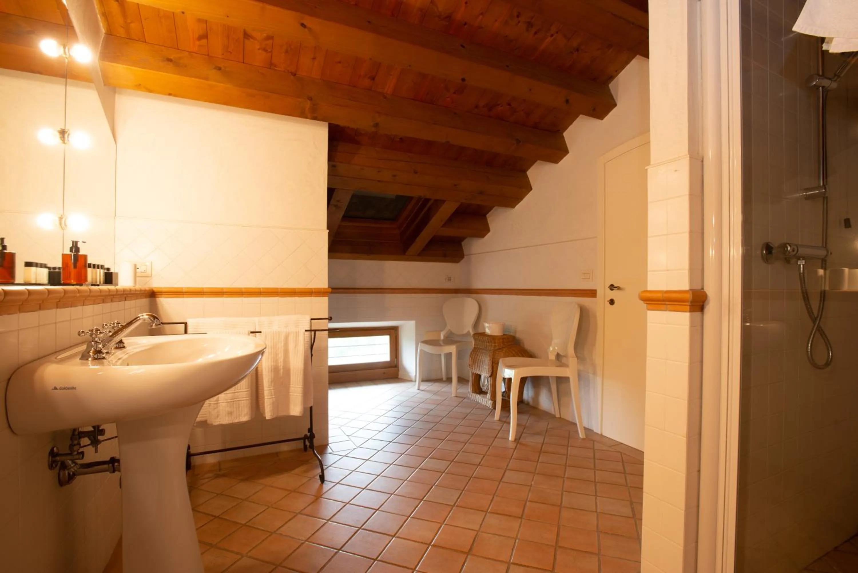 Shower in Tenuta Castagnera