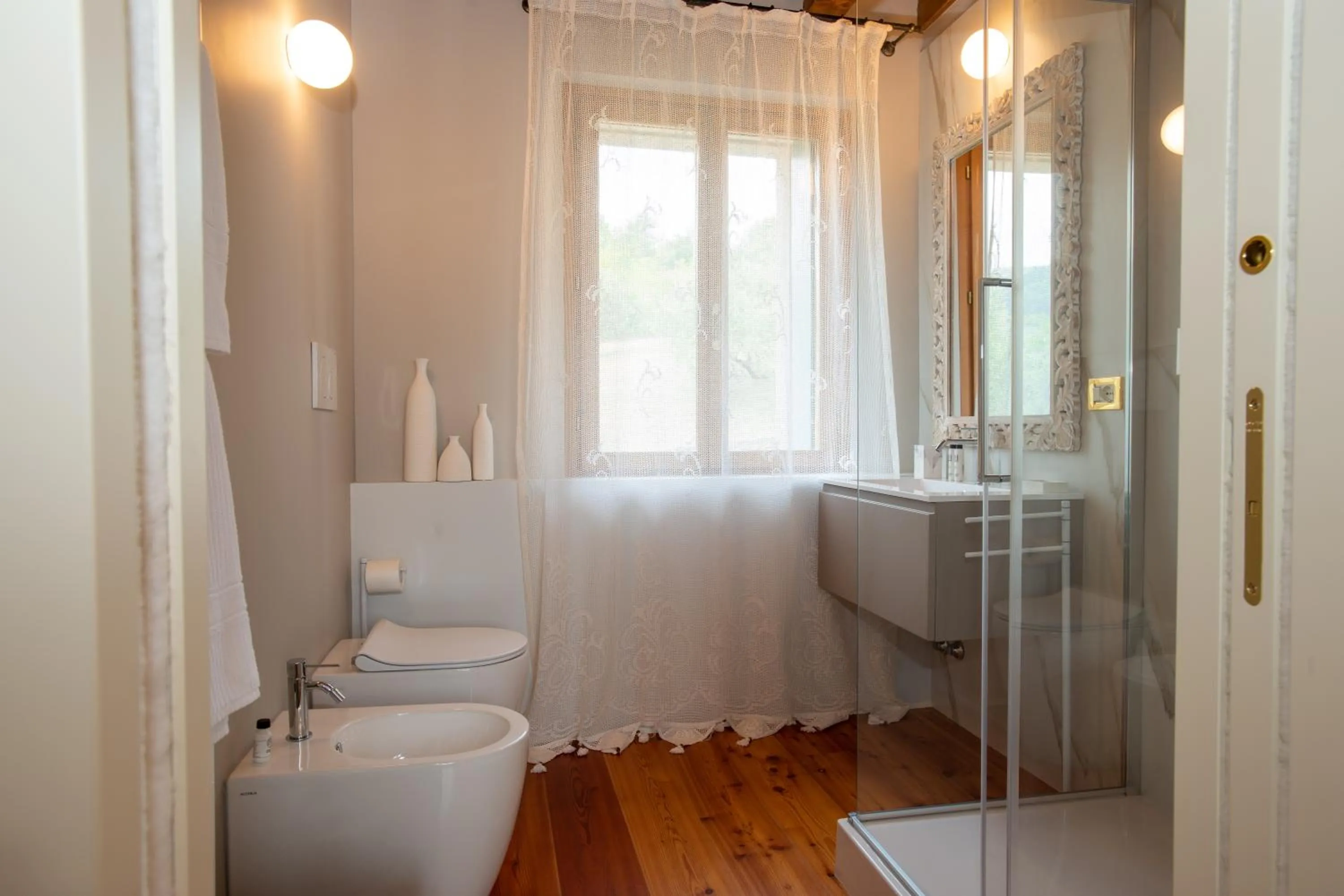 Shower in Tenuta Castagnera