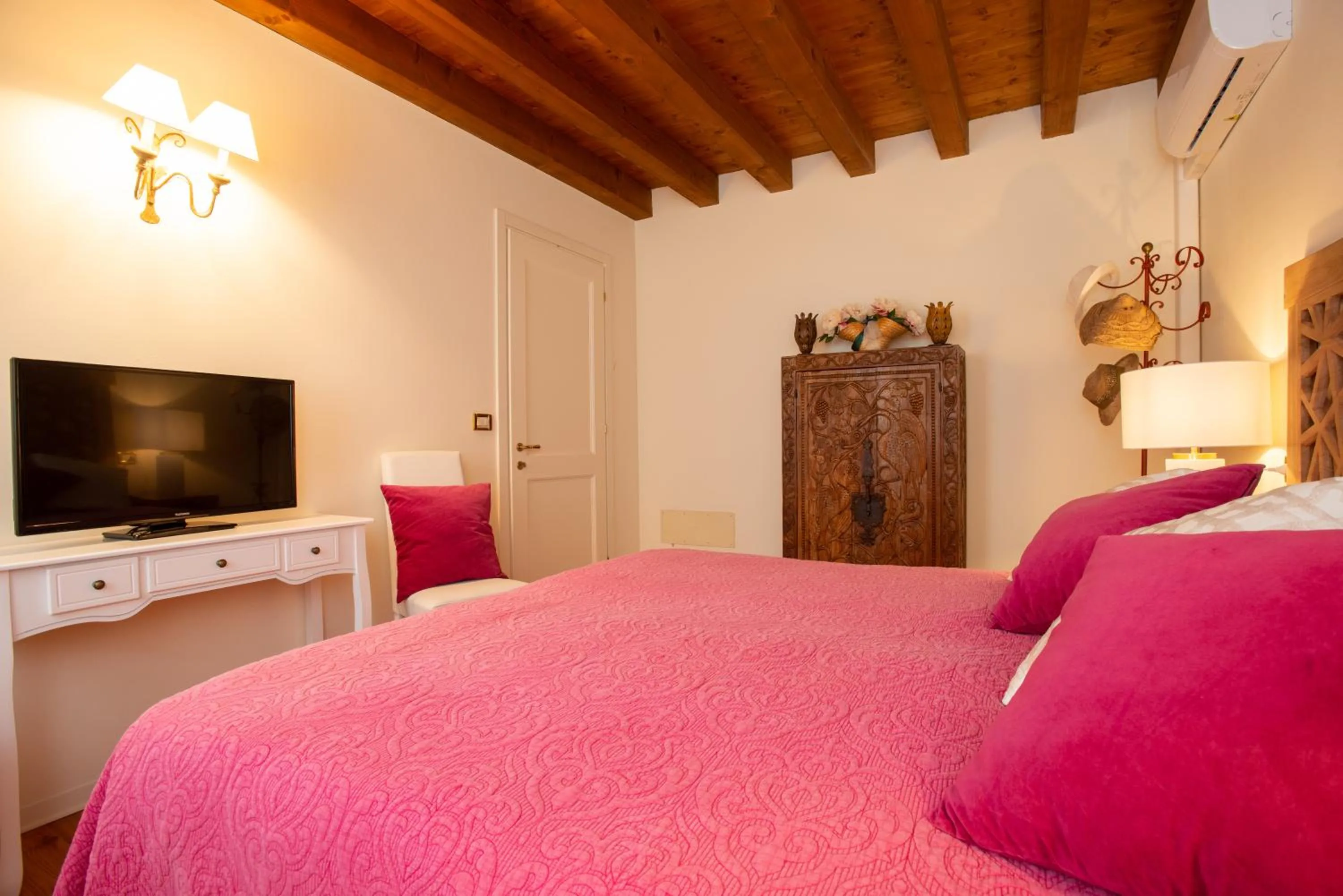 Bed in Tenuta Castagnera