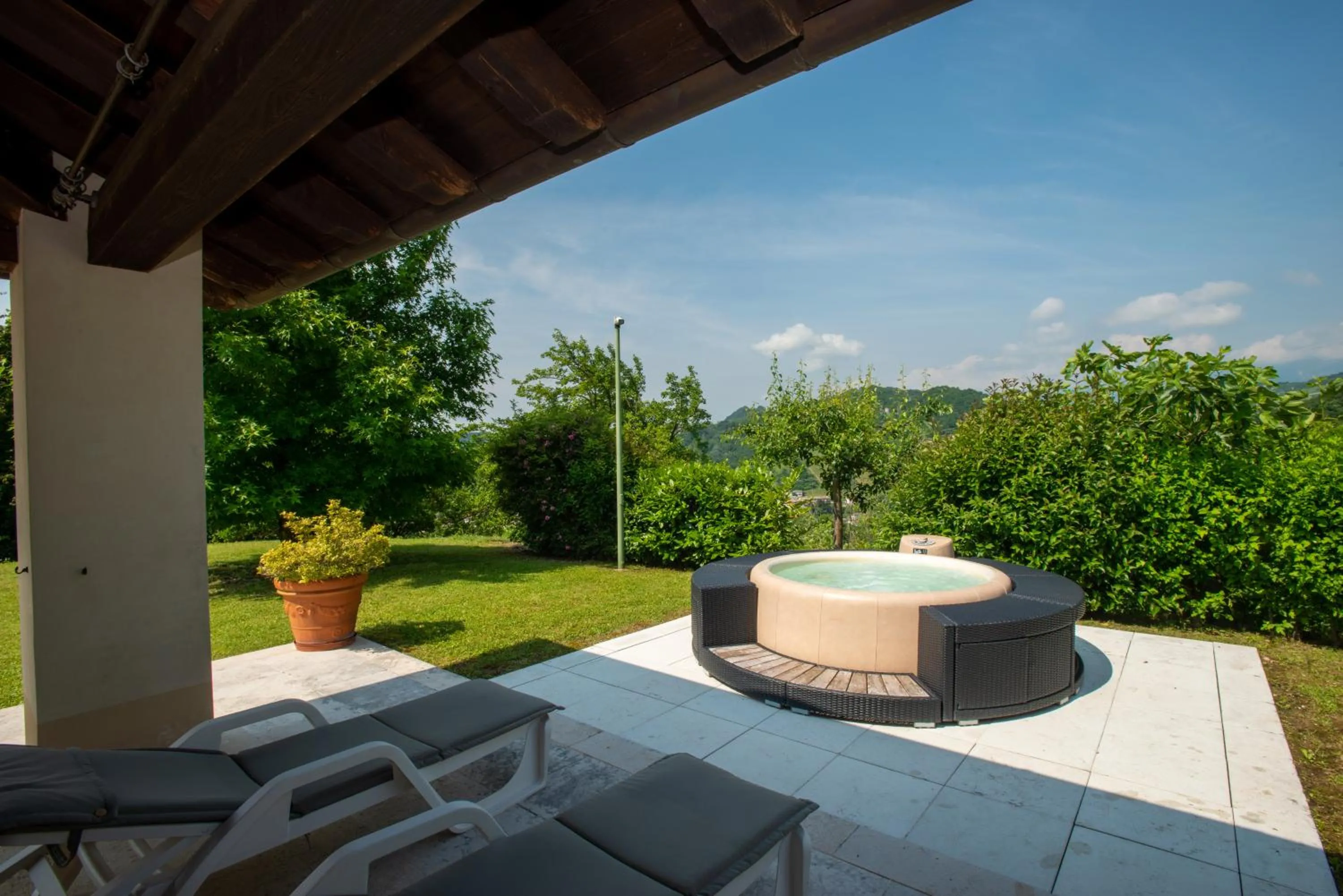 Patio in Tenuta Castagnera