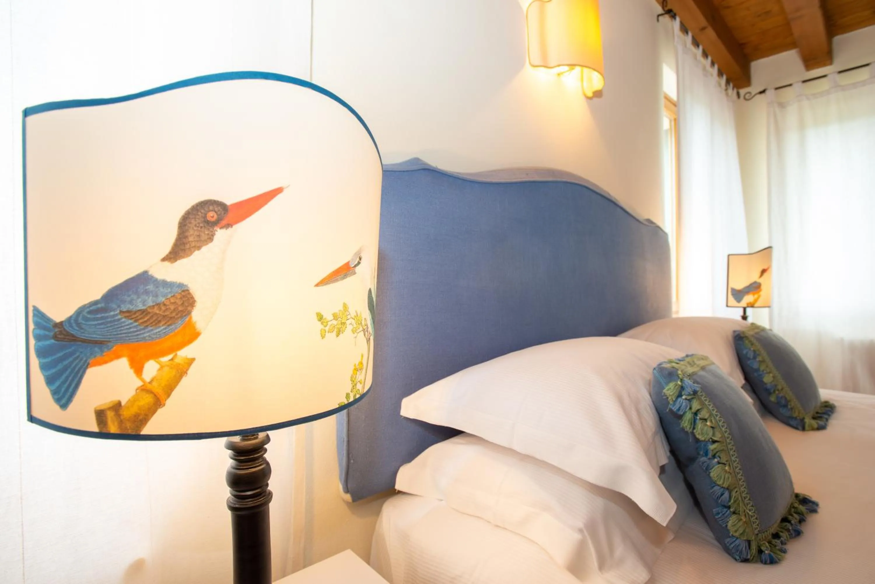 Decorative detail, Bed in Tenuta Castagnera