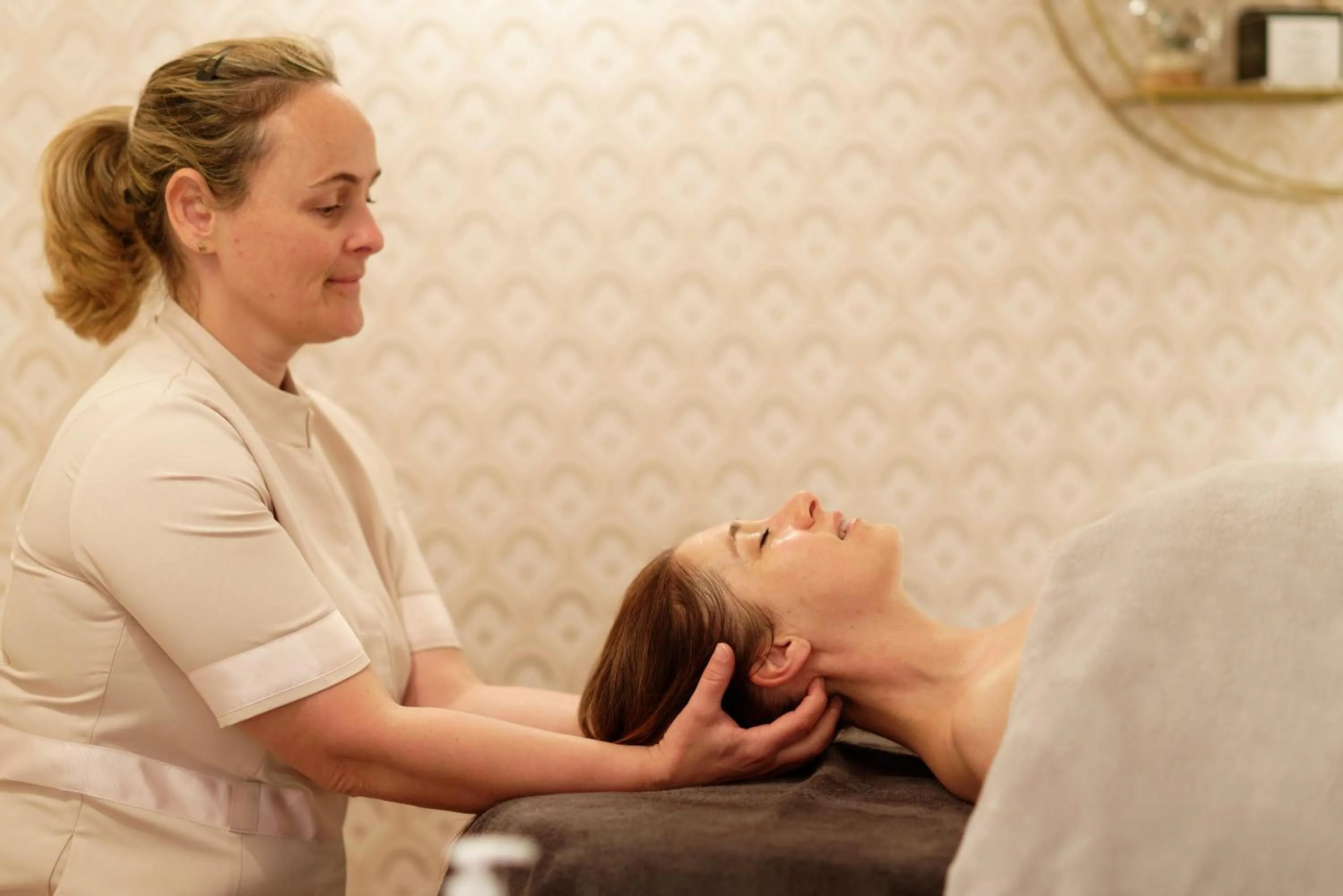 Spa and wellness centre/facilities in La Ferme D'Augustin