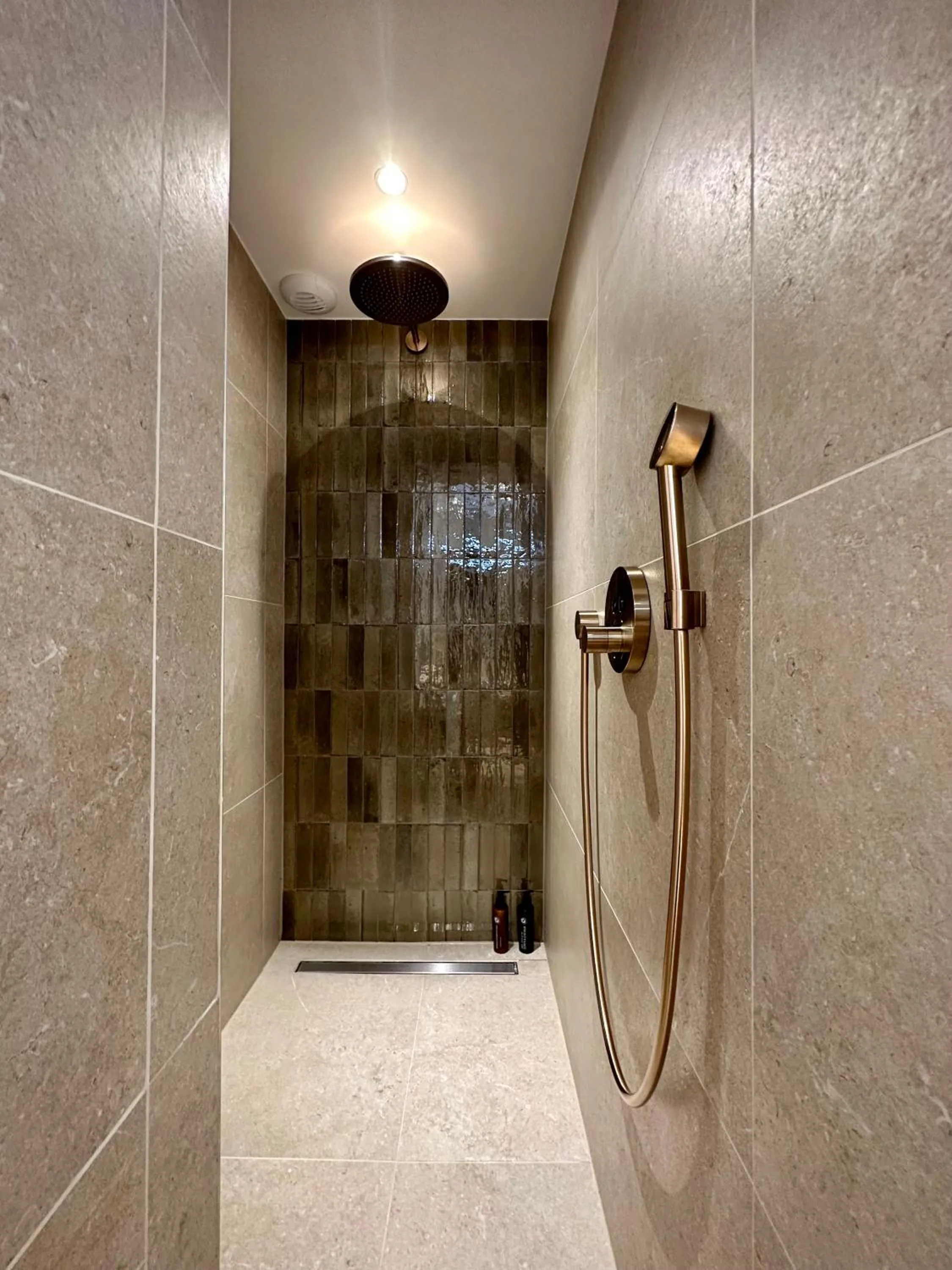 Shower in La Ferme D'Augustin