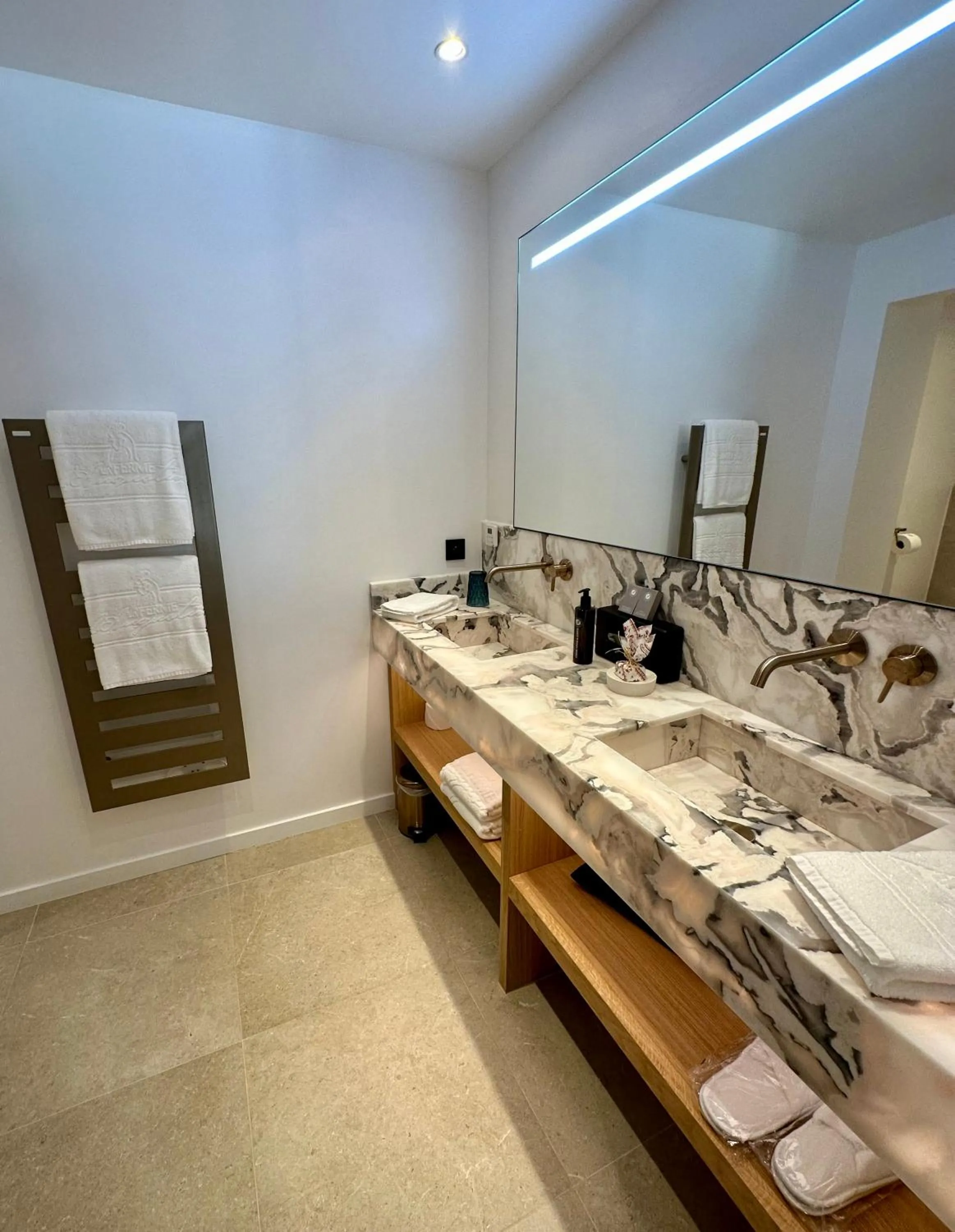 Bathroom in La Ferme D'Augustin