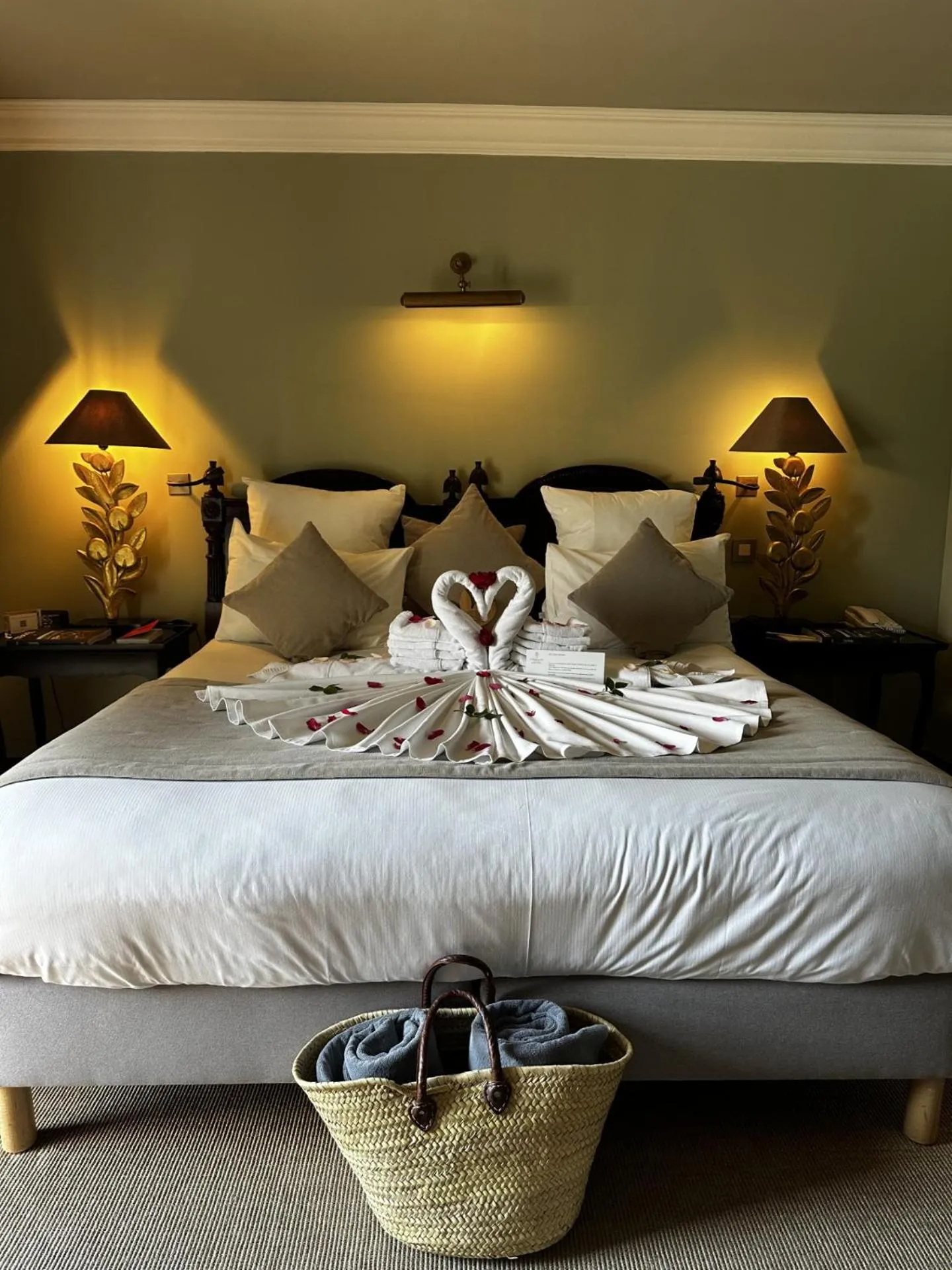 Decorative detail, Bed in Le Phébus & Spa – Relais & Châteaux