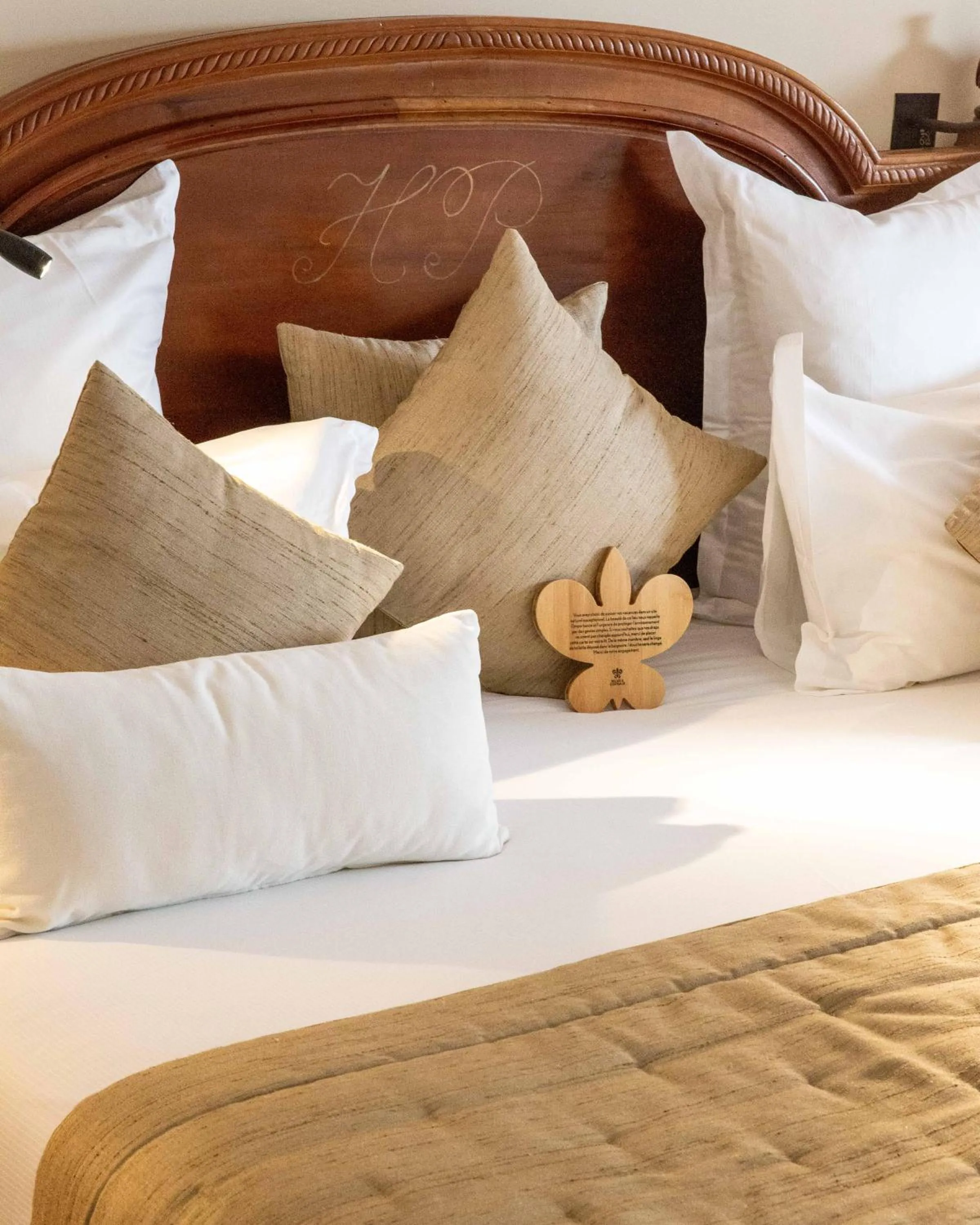 Bedroom, Bed in Le Phébus & Spa – Relais & Châteaux