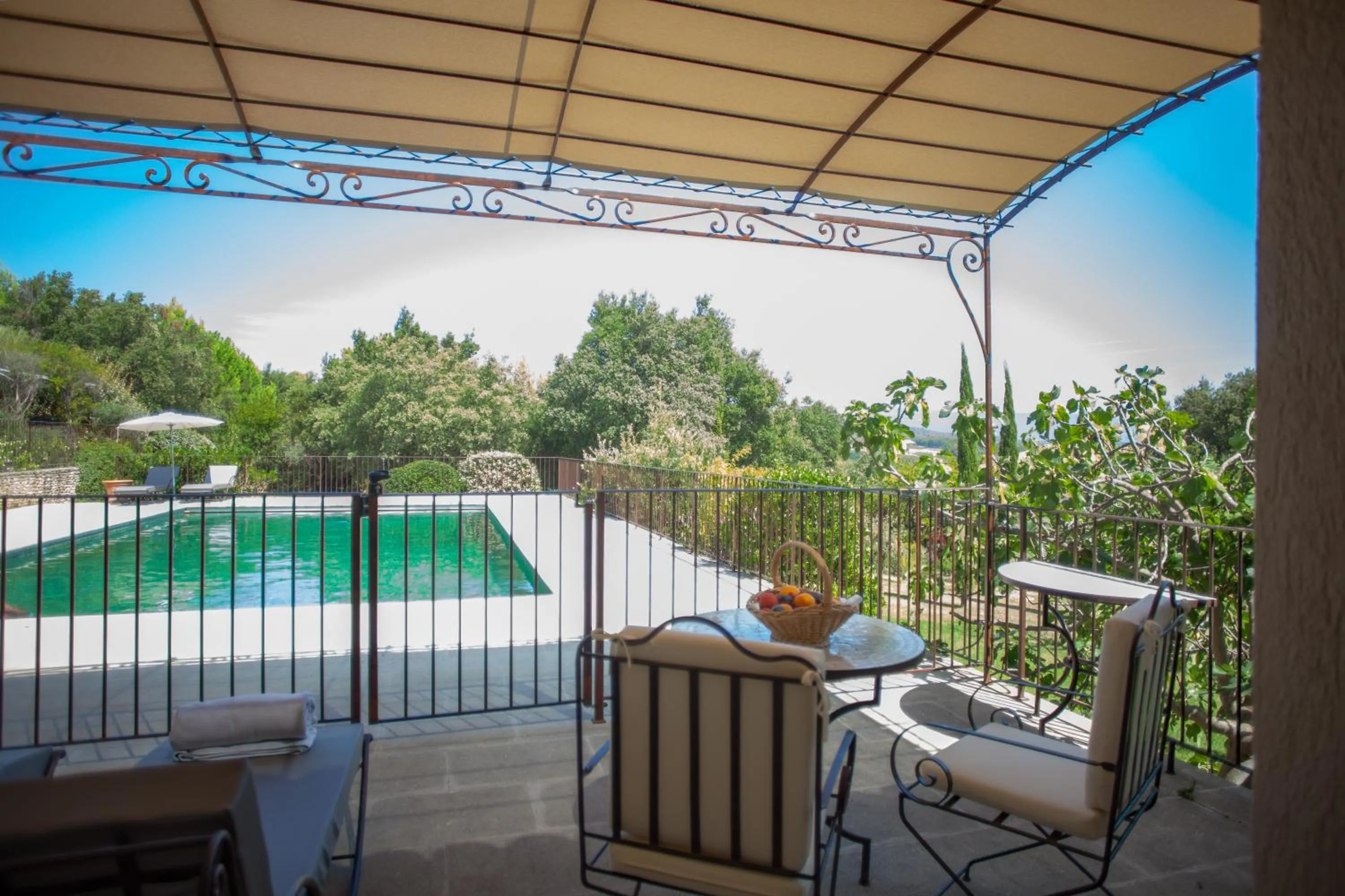 Patio in Le Phébus & Spa – Relais & Châteaux