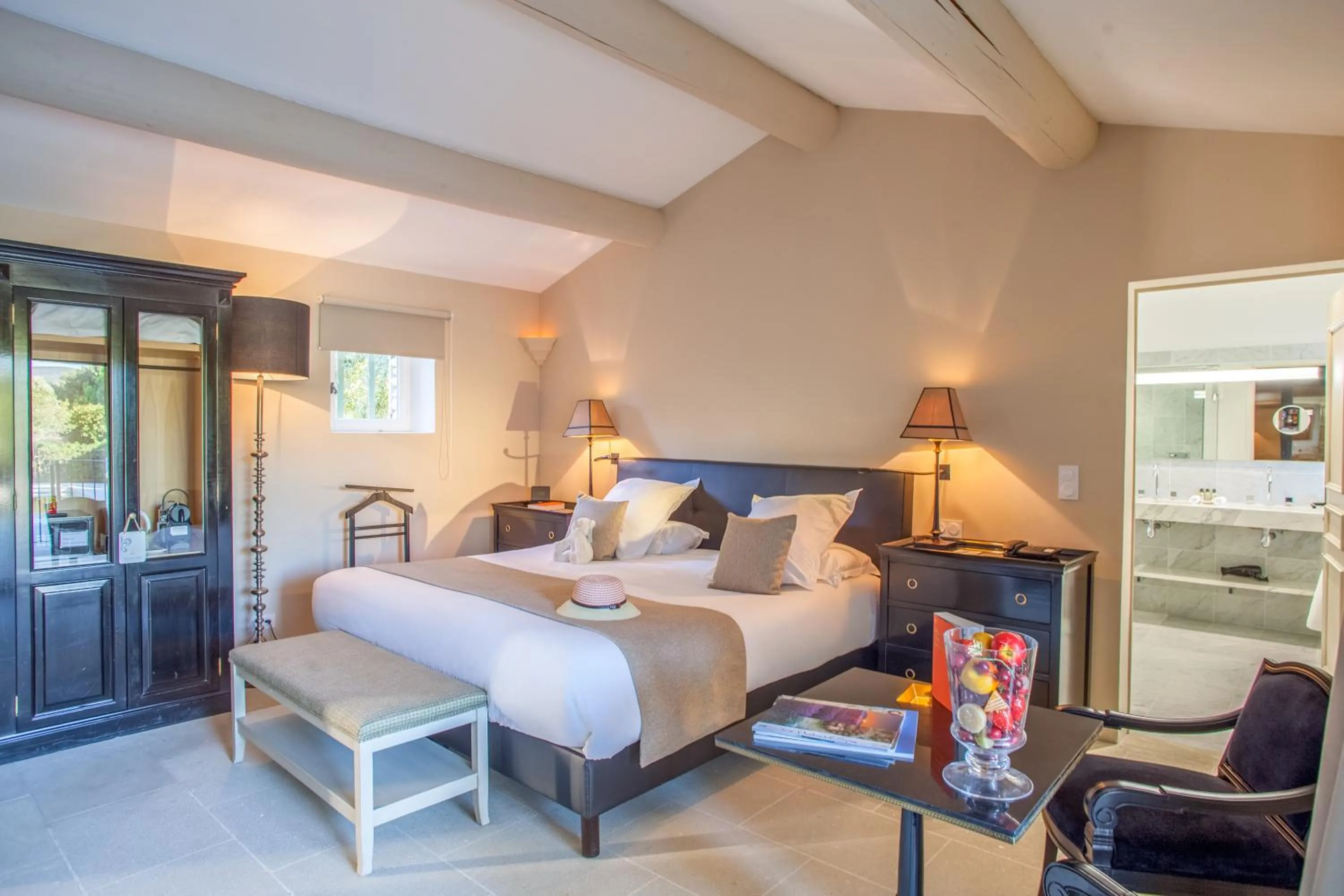 Bed in Le Phébus & Spa – Relais & Châteaux