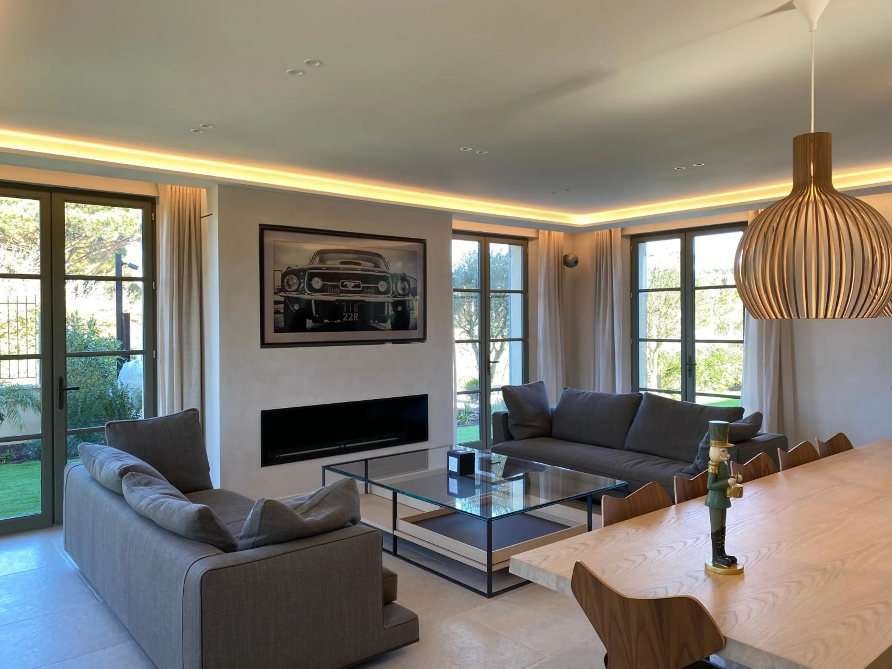 Communal lounge/ TV room in Villa Cosy, hotel & spa