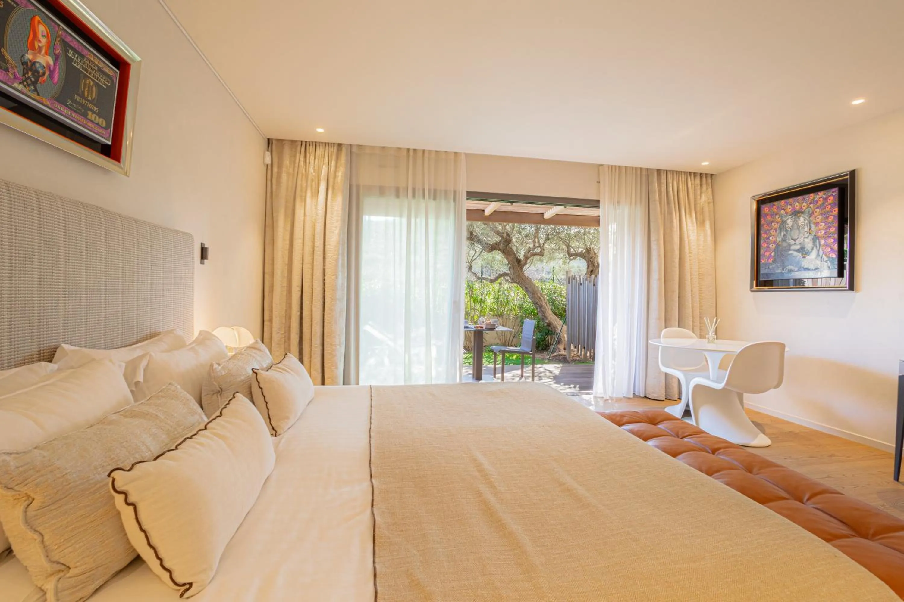 Photo of the whole room, Bed in Villa Cosy, hotel & spa