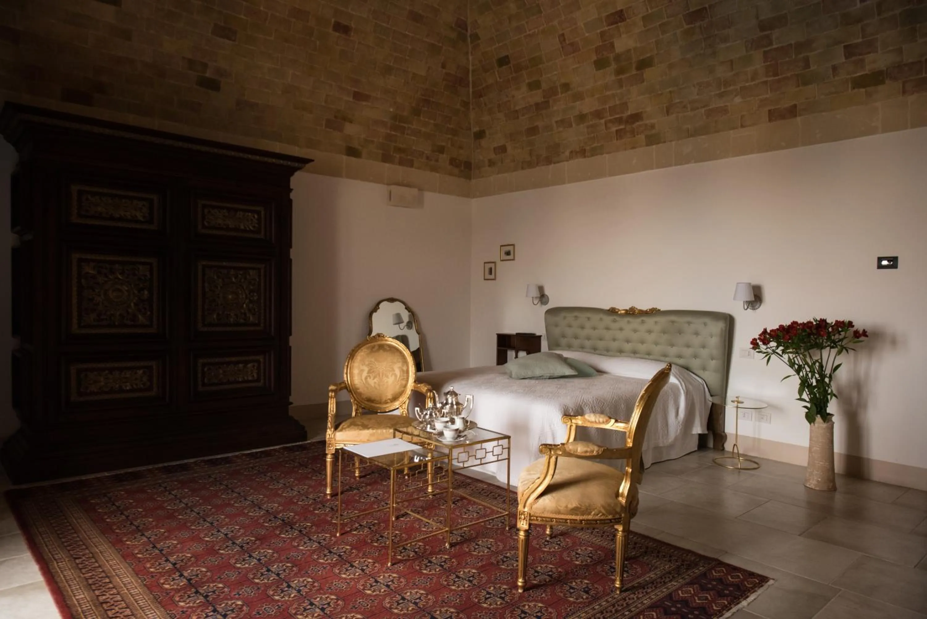 Photo of the whole room in Masseria Fontana di Vite