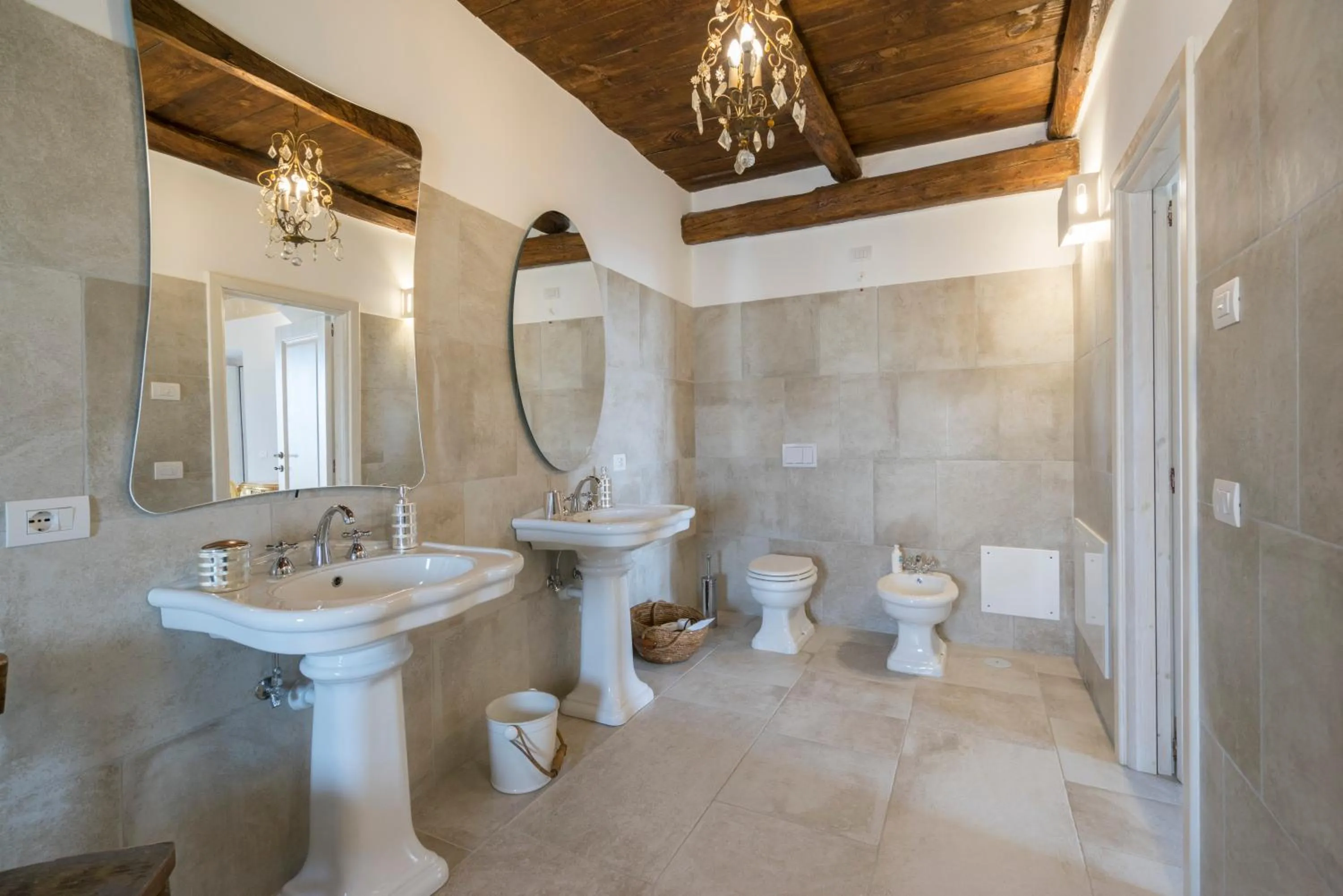 Bathroom in Masseria Fontana di Vite