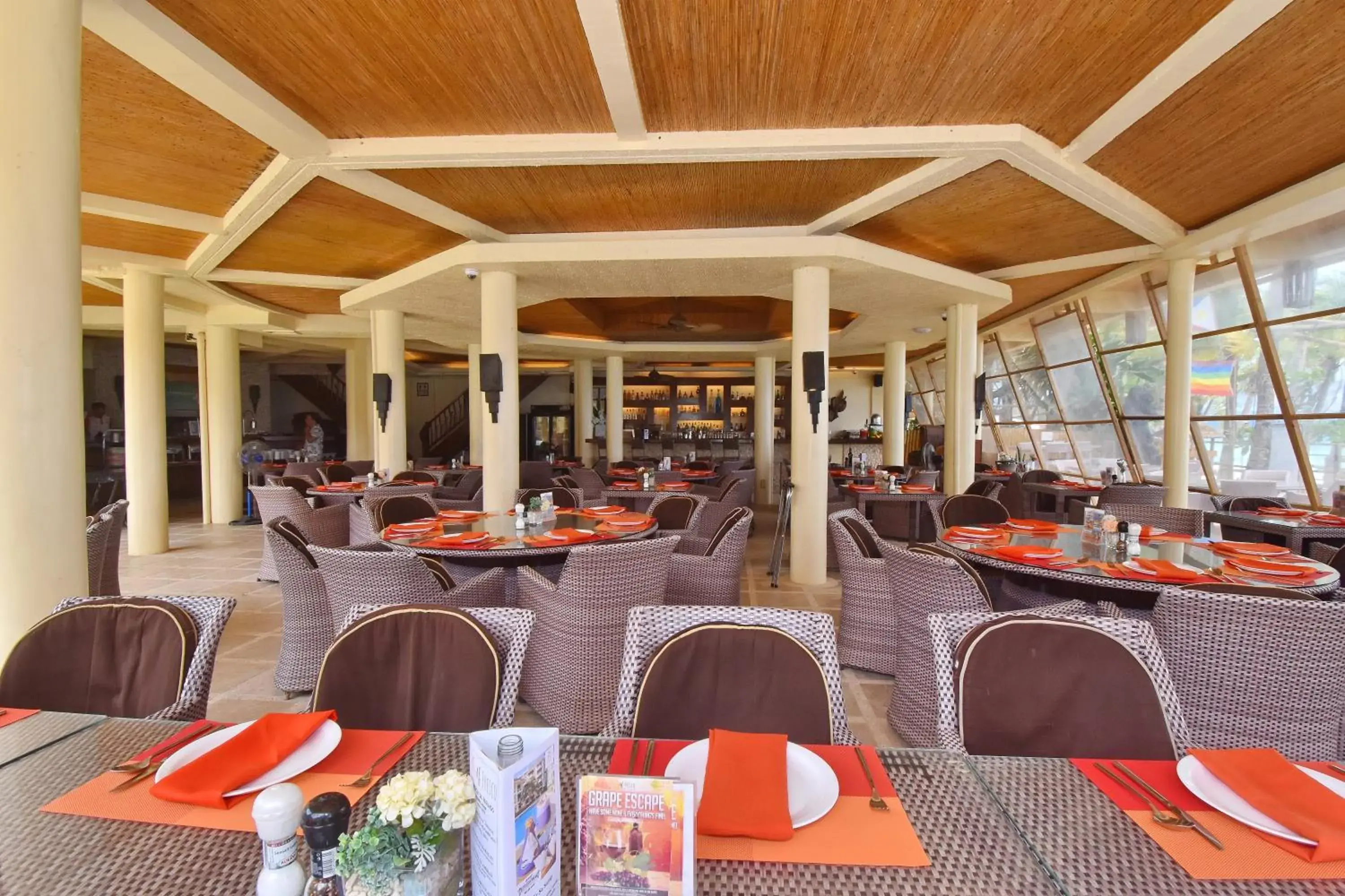 Restaurant/places to eat in Ambassador In Paradise Restaurant/places to eat in Ambassador In Paradise