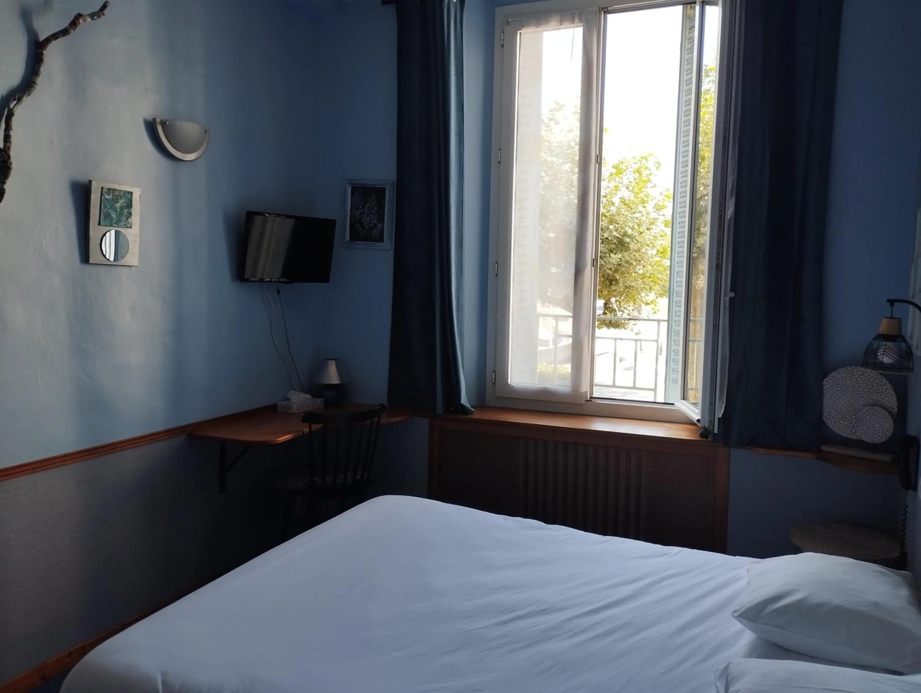 Bedroom, Bed in Hotel De Provence