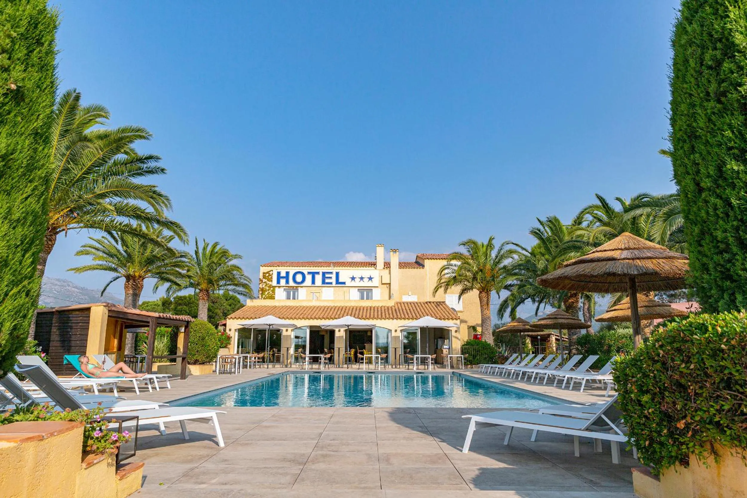 Property building in Hotel Cesario