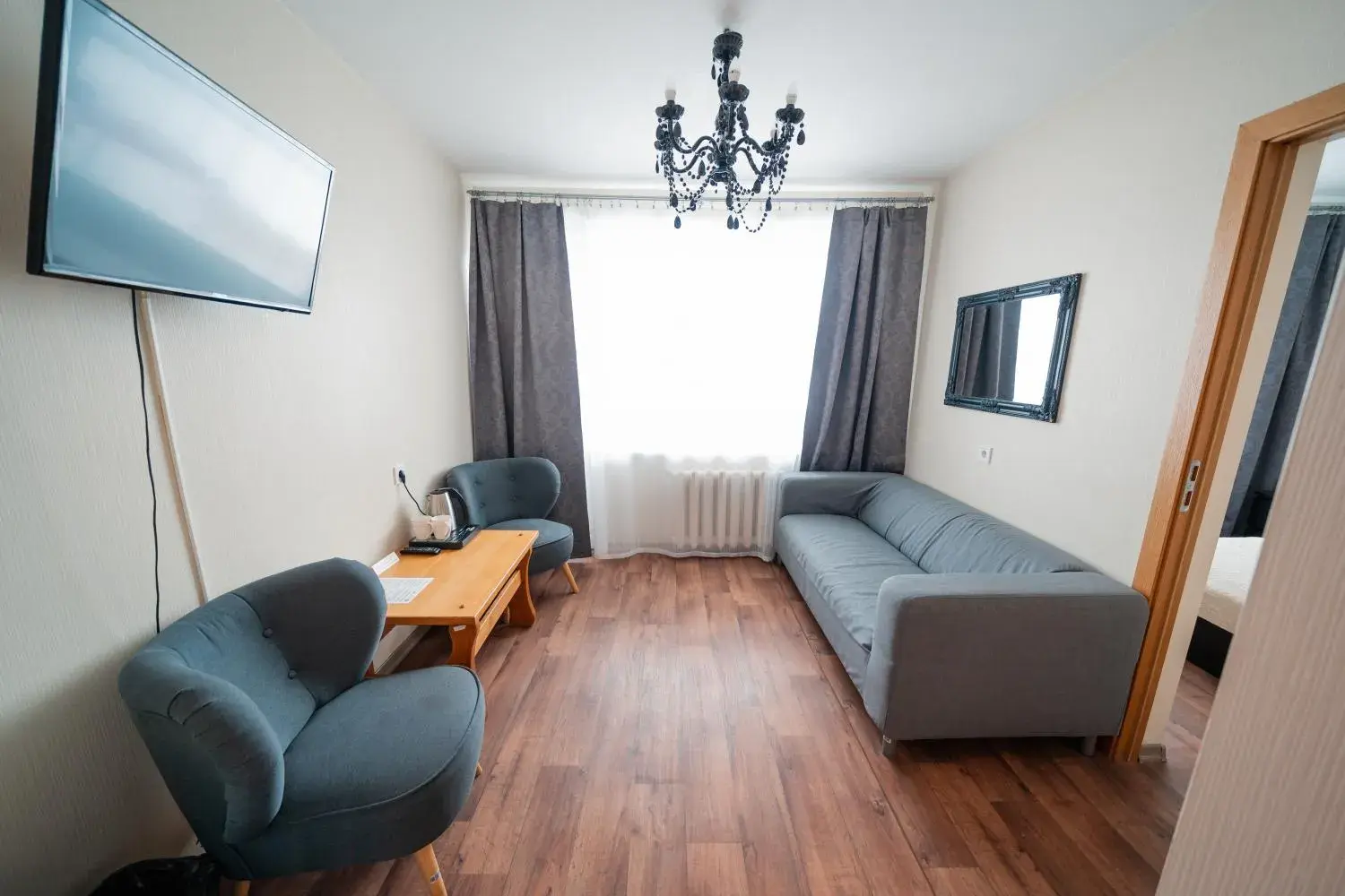 Standard Twin Room with Lake View in Hotel Mezaparks Standard Twin Room with Lake View in Hotel Mezaparks