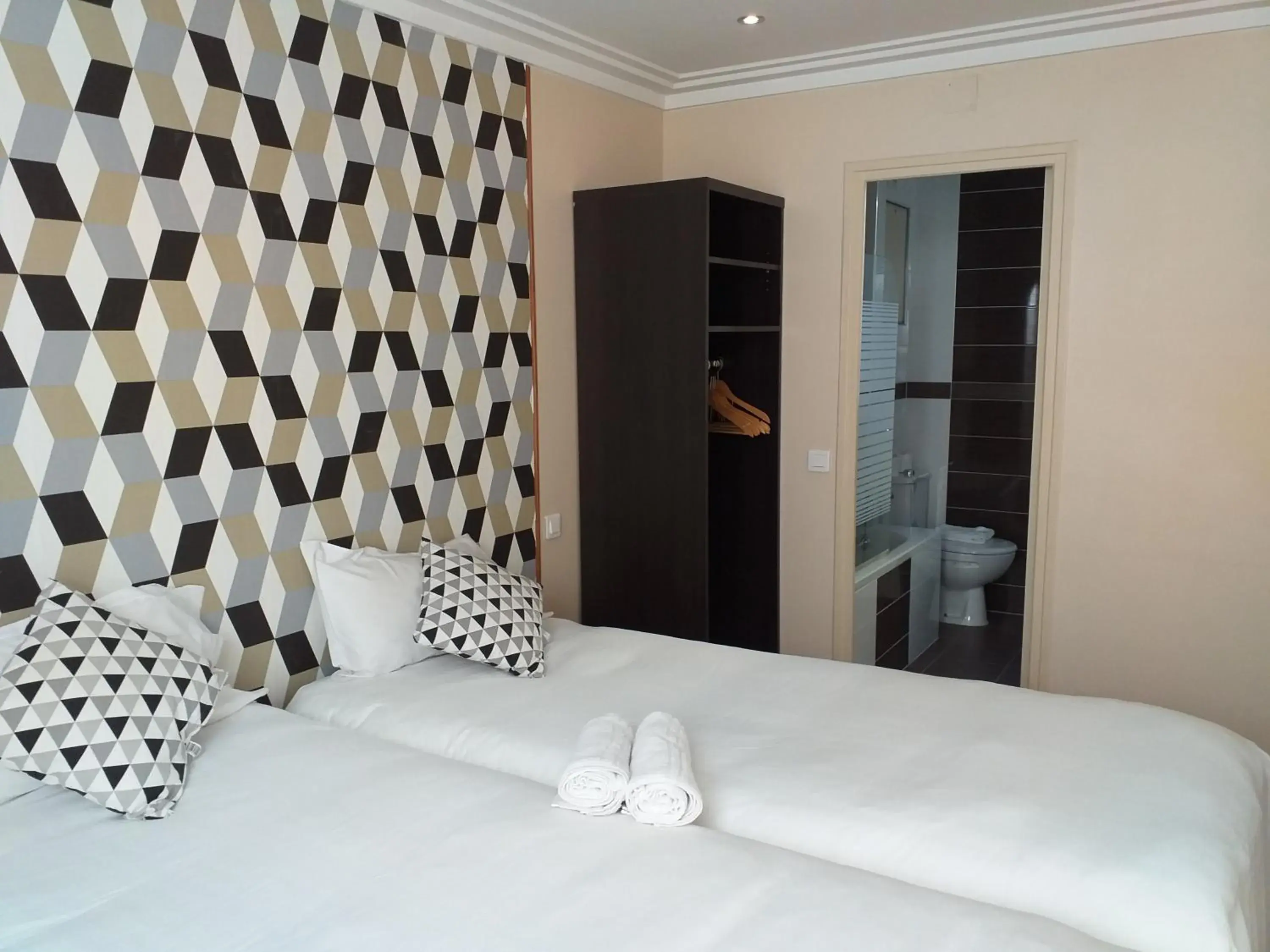 Bed in Hôtel Roi René Bed in Hôtel Roi René