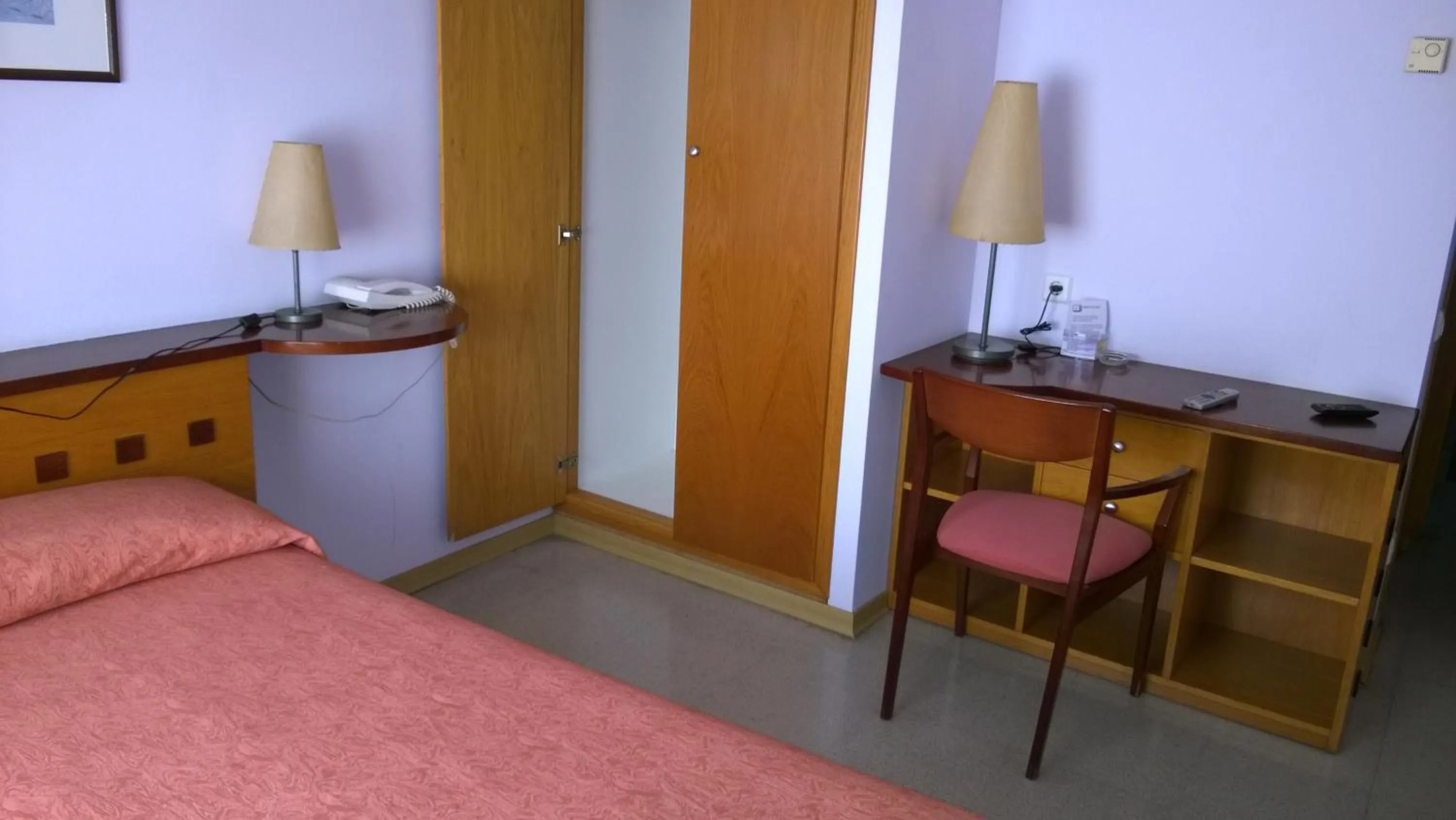 Decorative detail, Bed in Hotel Montmeló