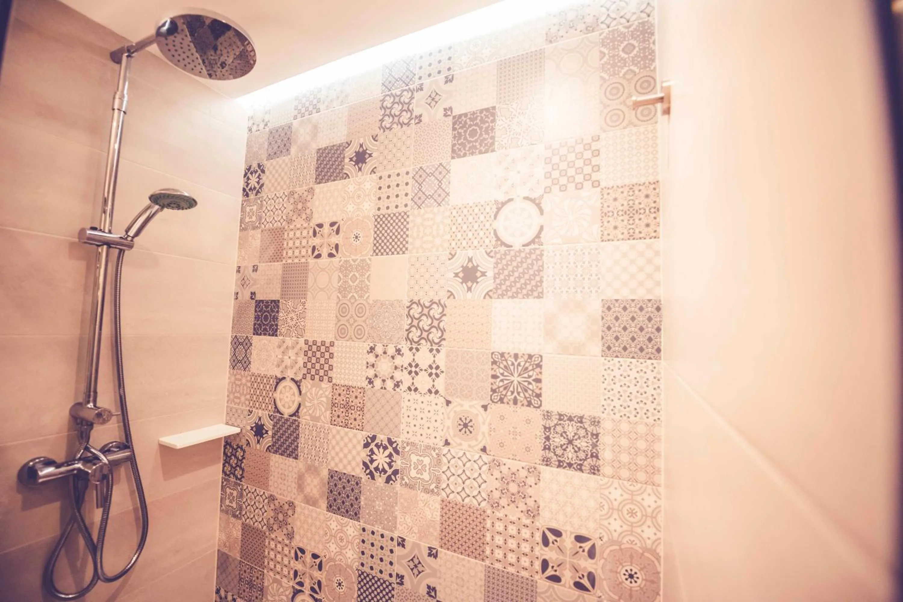 Bathroom in Hostal Lisboa